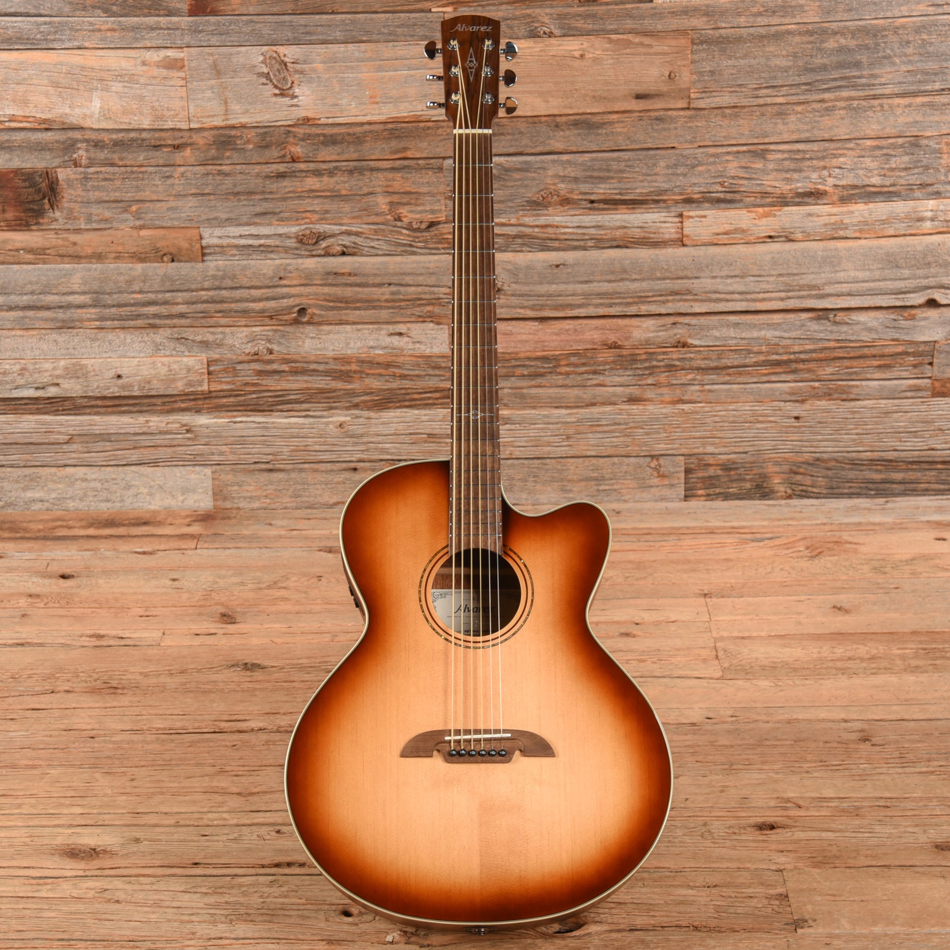 Alvarez ABT60ce Artist Baritone Solid A+ Sitka Spruce/African Mahogany Shadowburst Acoustic Guitars / Baritone
