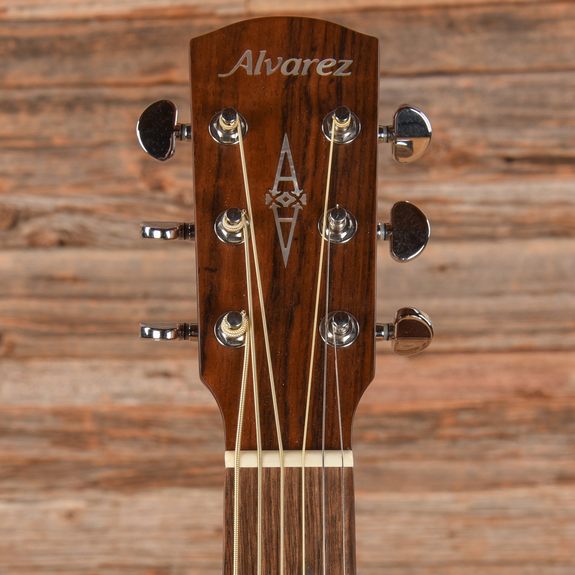 Alvarez ABT60ce Artist Baritone Solid A+ Sitka Spruce/African Mahogany Shadowburst Acoustic Guitars / Baritone
