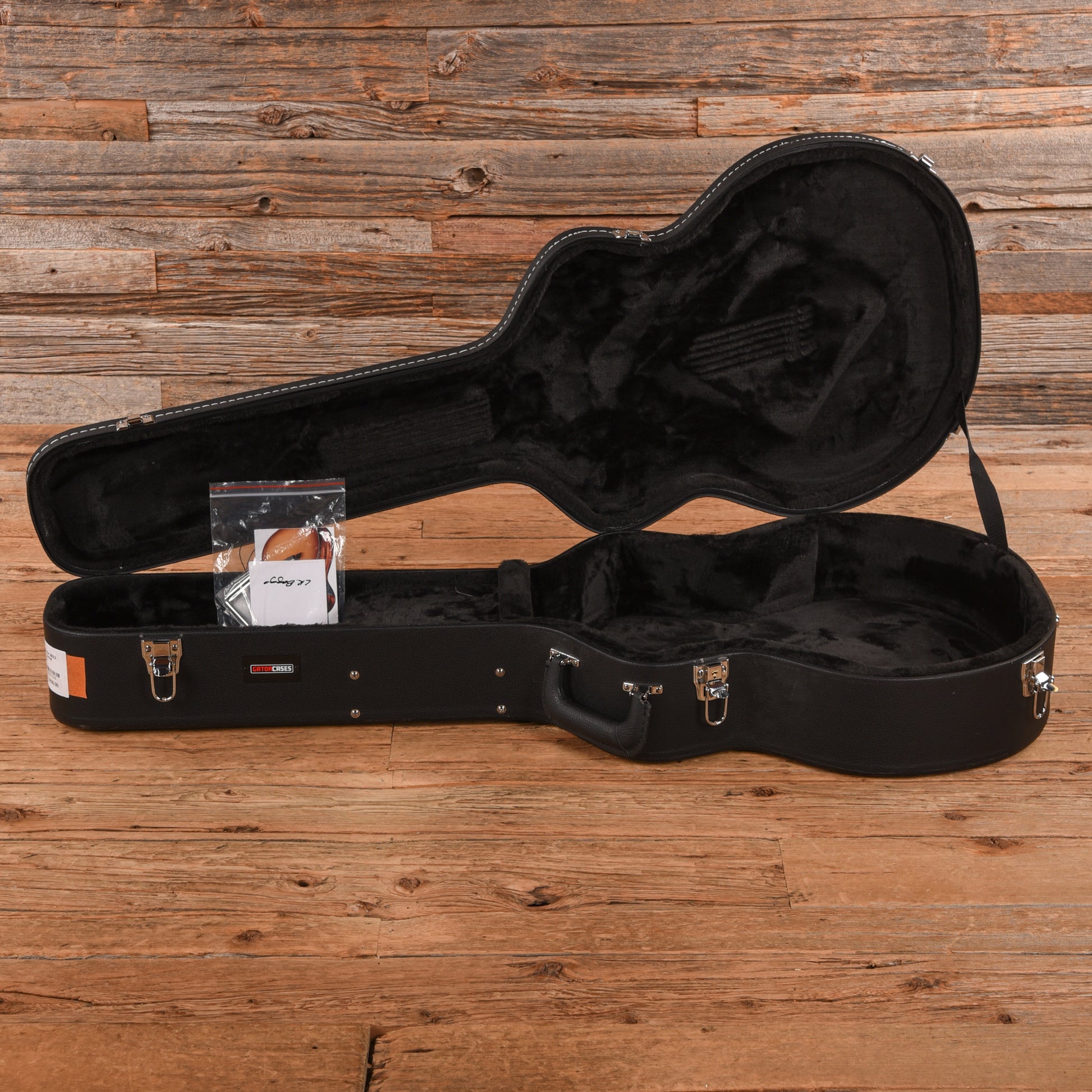 Alvarez ABT60E Baritone Natural 2022 Acoustic Guitars / Built-in Electronics