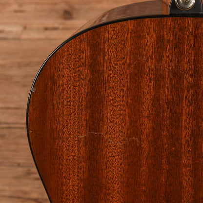 Alvarez AP660ESHB Artist Series Parlor Sunburst 2016 Acoustic Guitars / Built-in Electronics