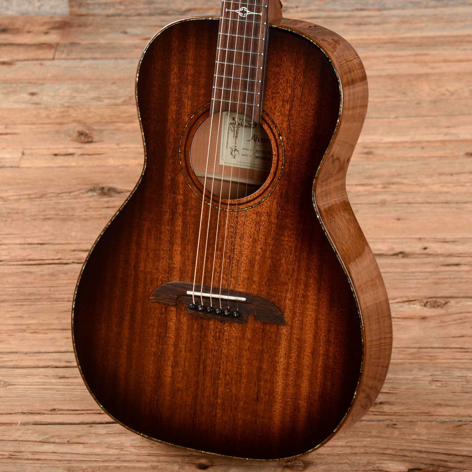 Alvarez MPA66SHB Sunburst Acoustic Guitars / Classical