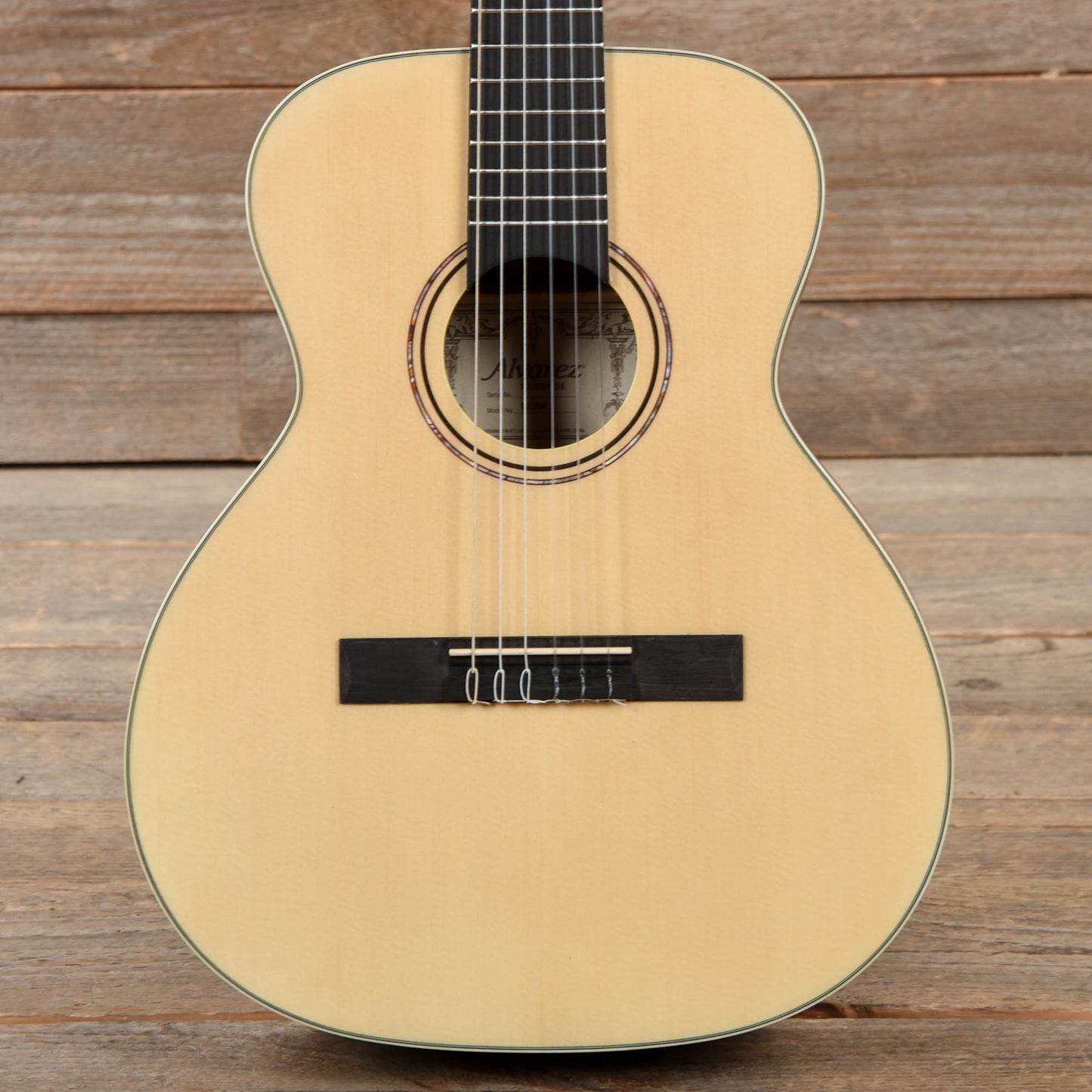 Alvarez Regent RS26N Short Scale Nylon Guitar Acoustic Guitars / Classical
