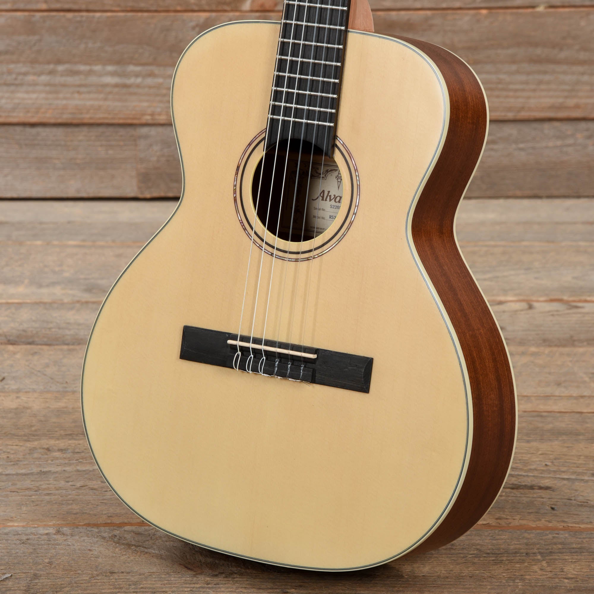 Alvarez Regent RS26N Short Scale Nylon Guitar Acoustic Guitars / Classical