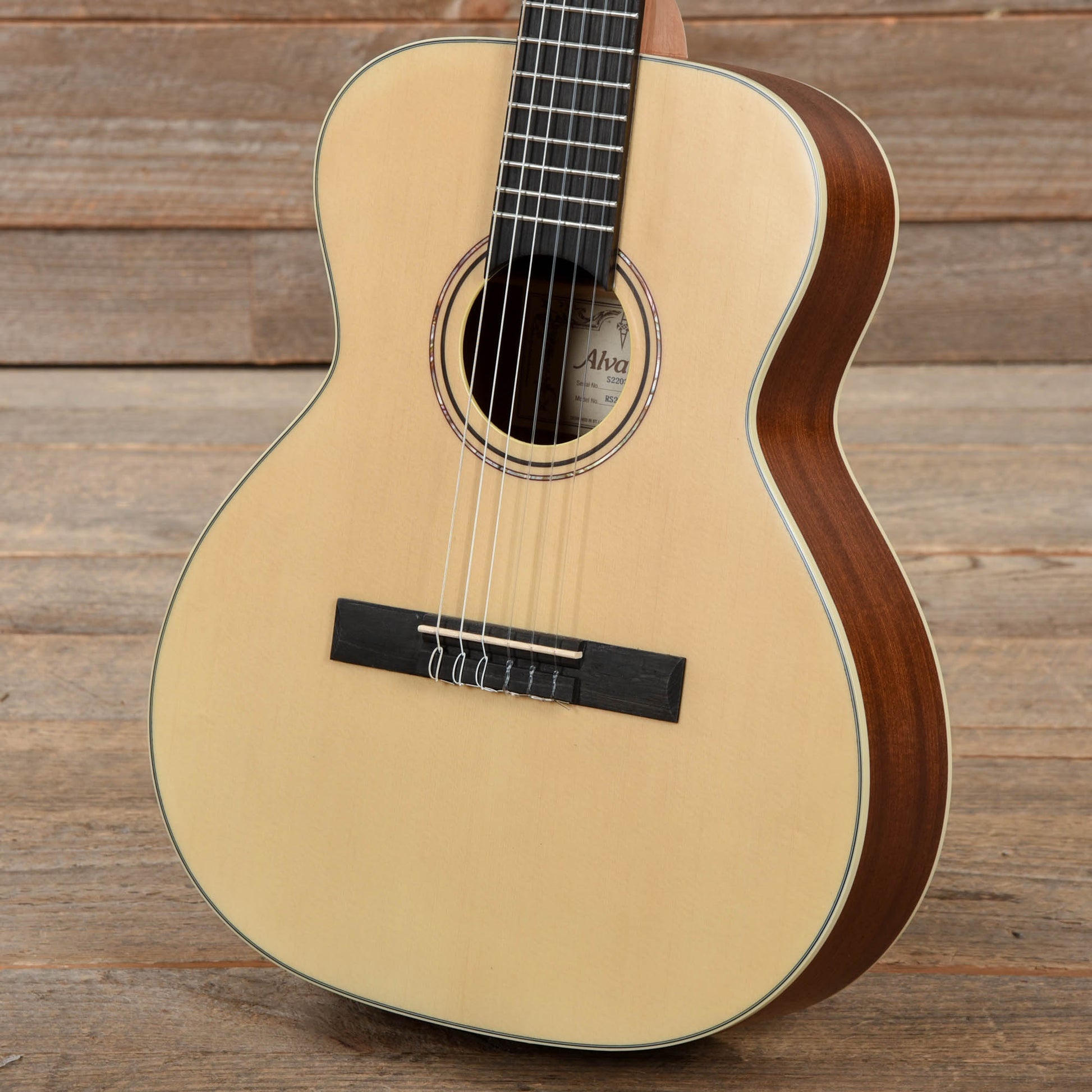 Alvarez Regent RS26N Short Scale Nylon Guitar Acoustic Guitars / Classical