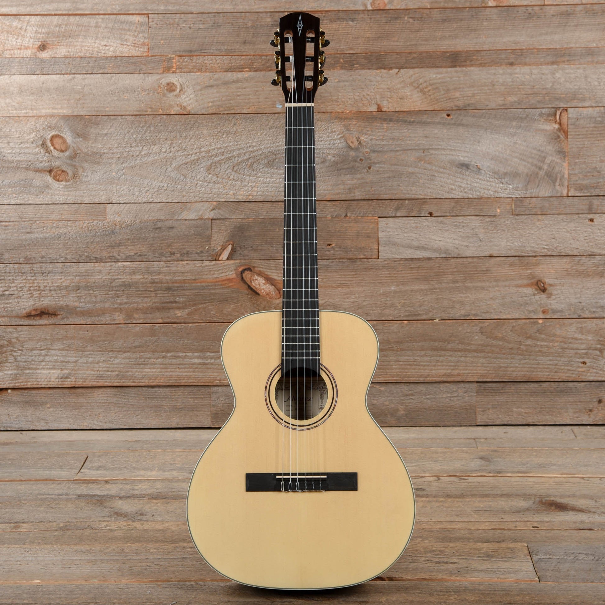 Alvarez Regent RS26N Short Scale Nylon Guitar Acoustic Guitars / Classical