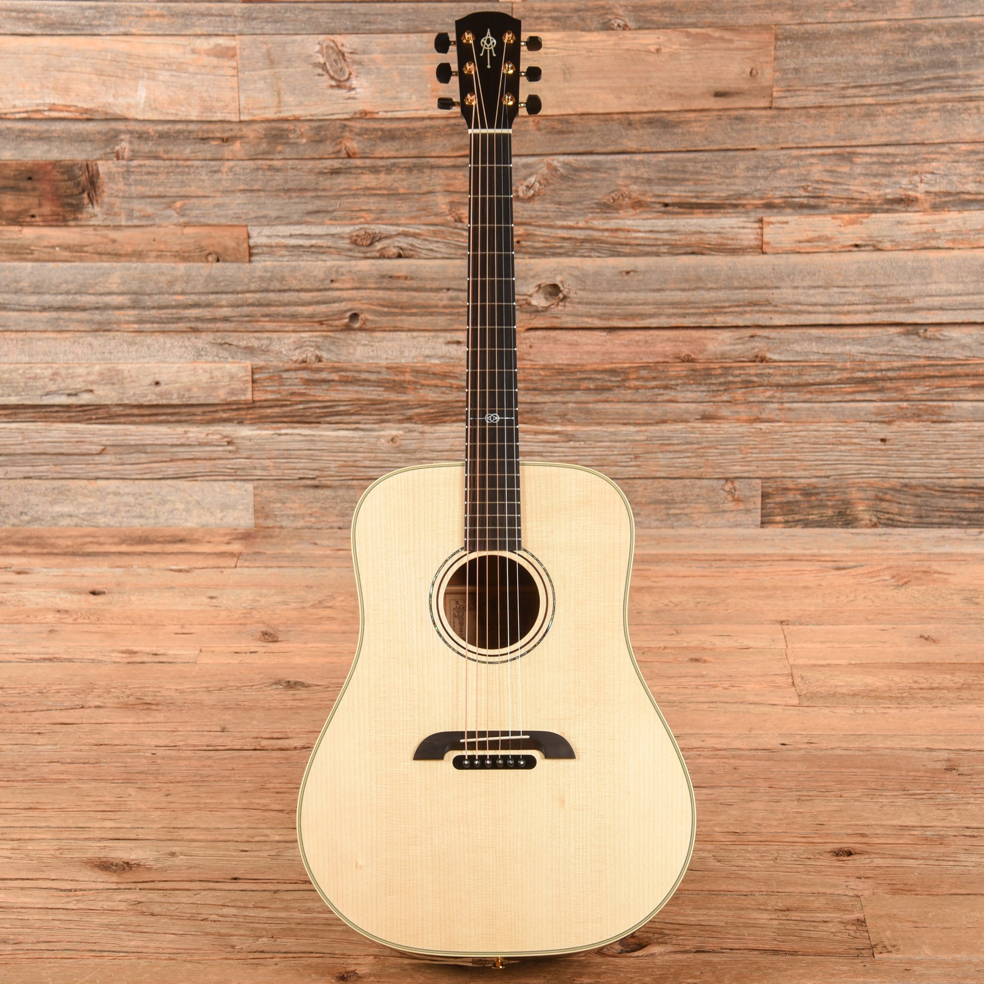 Alvarez Yairi Masterworks Series DYM60HD Natural Acoustic Guitars / Dreadnought