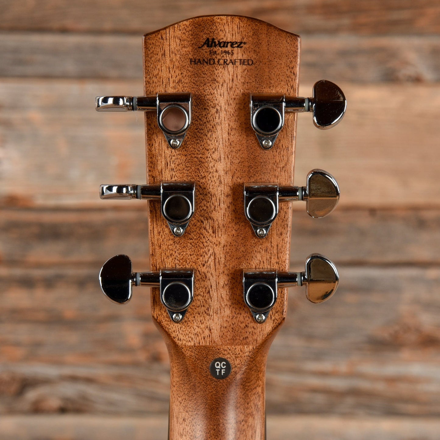 Alvarez Artist AG66CESHB Deluxe Grand Auditorium Shadowburst w/LR Baggs VTC Acoustic Guitars / OM and Auditorium