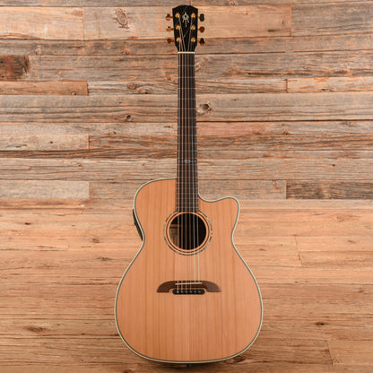 Alvarez WY1 Natural Acoustic Guitars / OM and Auditorium