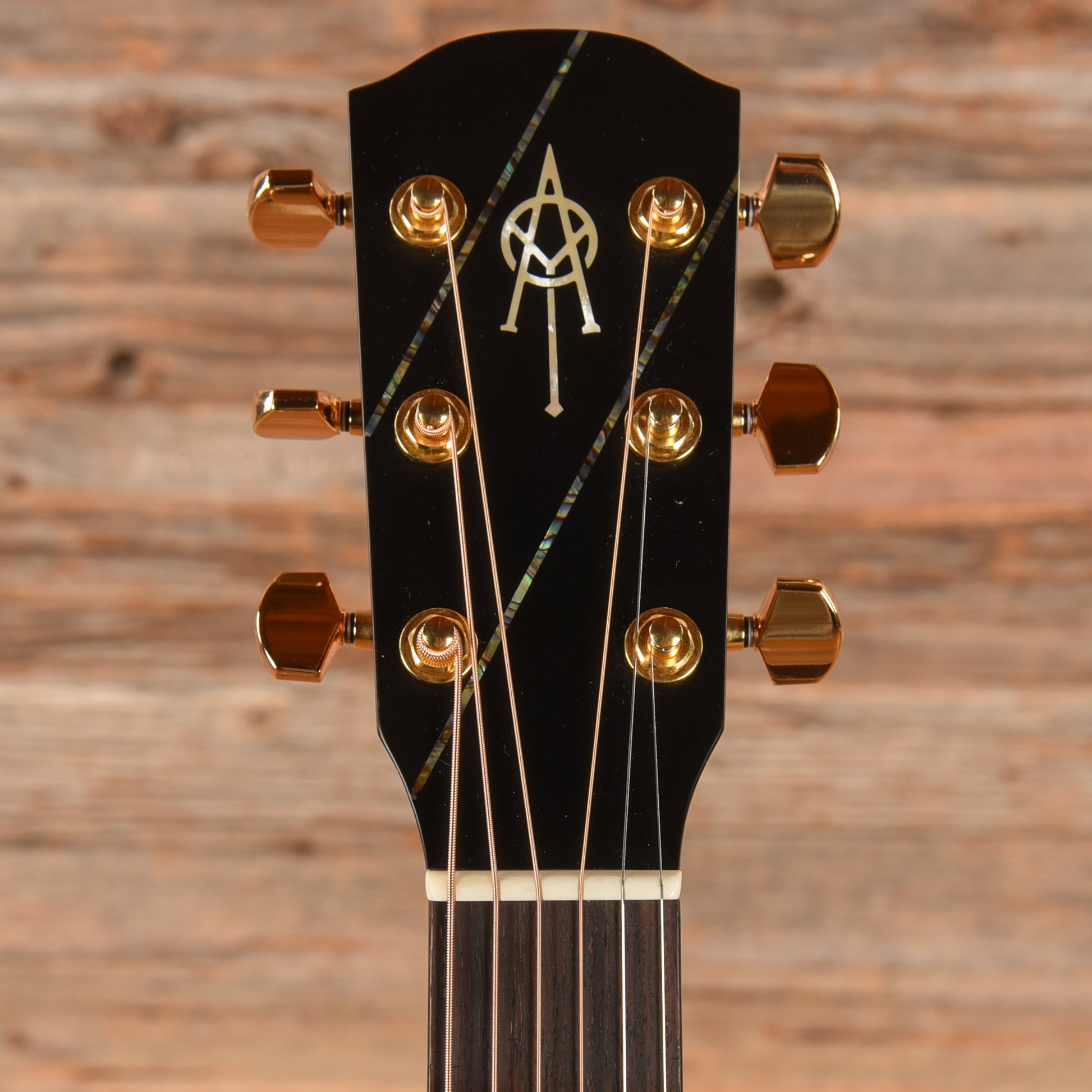 Alvarez WY1 Natural Acoustic Guitars / OM and Auditorium