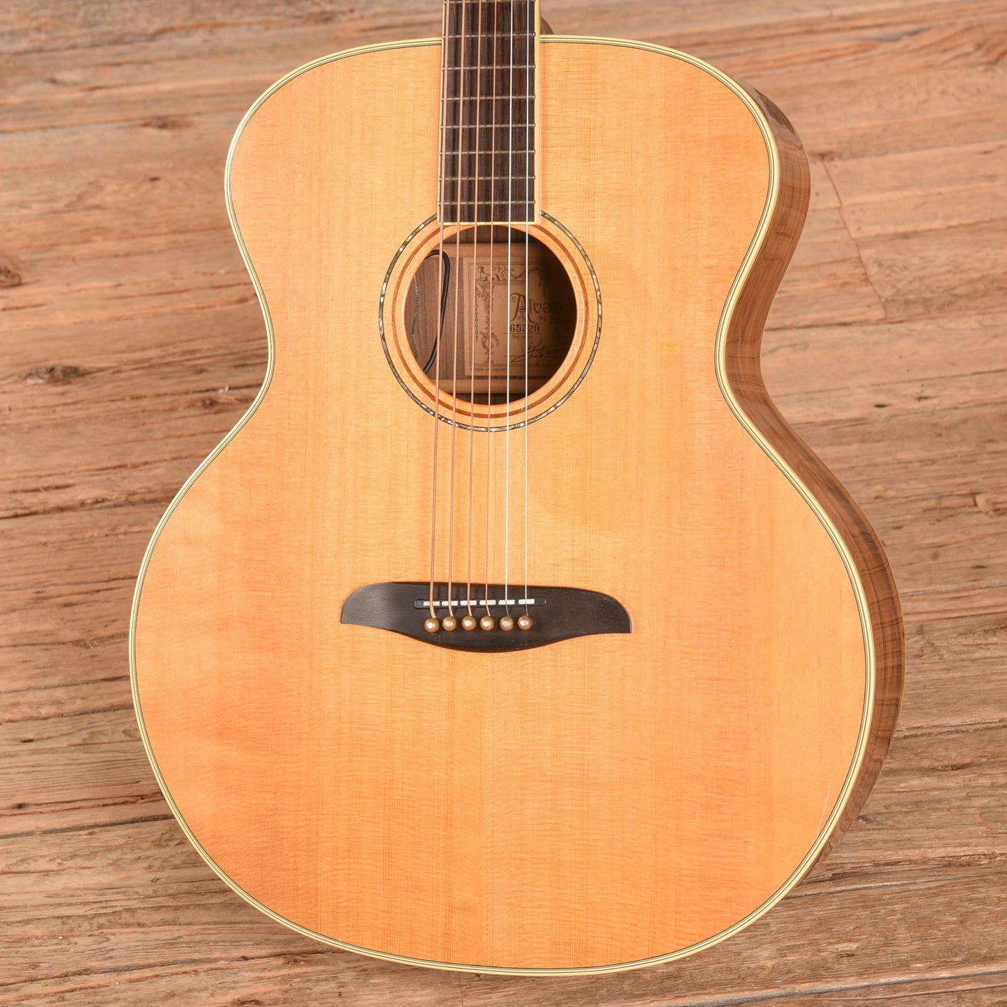 Alvarez YB-1 Natural - Zac Brown
