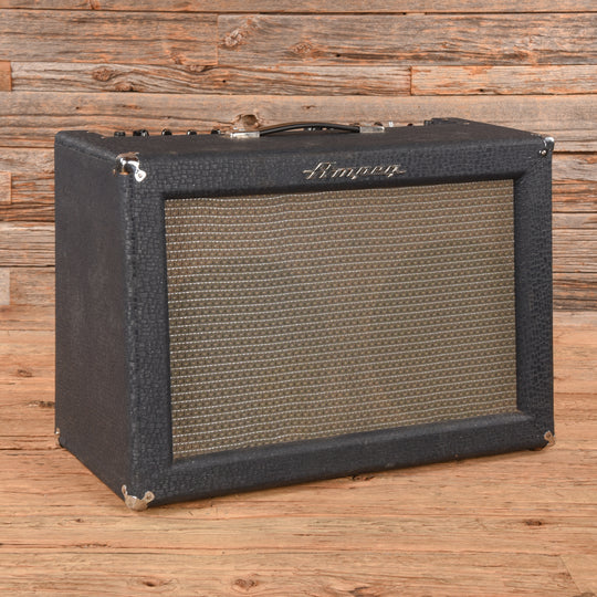 Ampeg Echo Twin  1962 Amplifiers