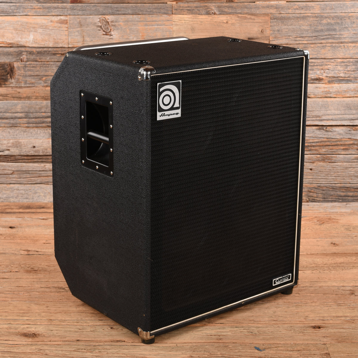 Ampeg SVT-410HLF Classic Series 500-Watt 4x10" Bass Speaker Cabinet Amplifiers