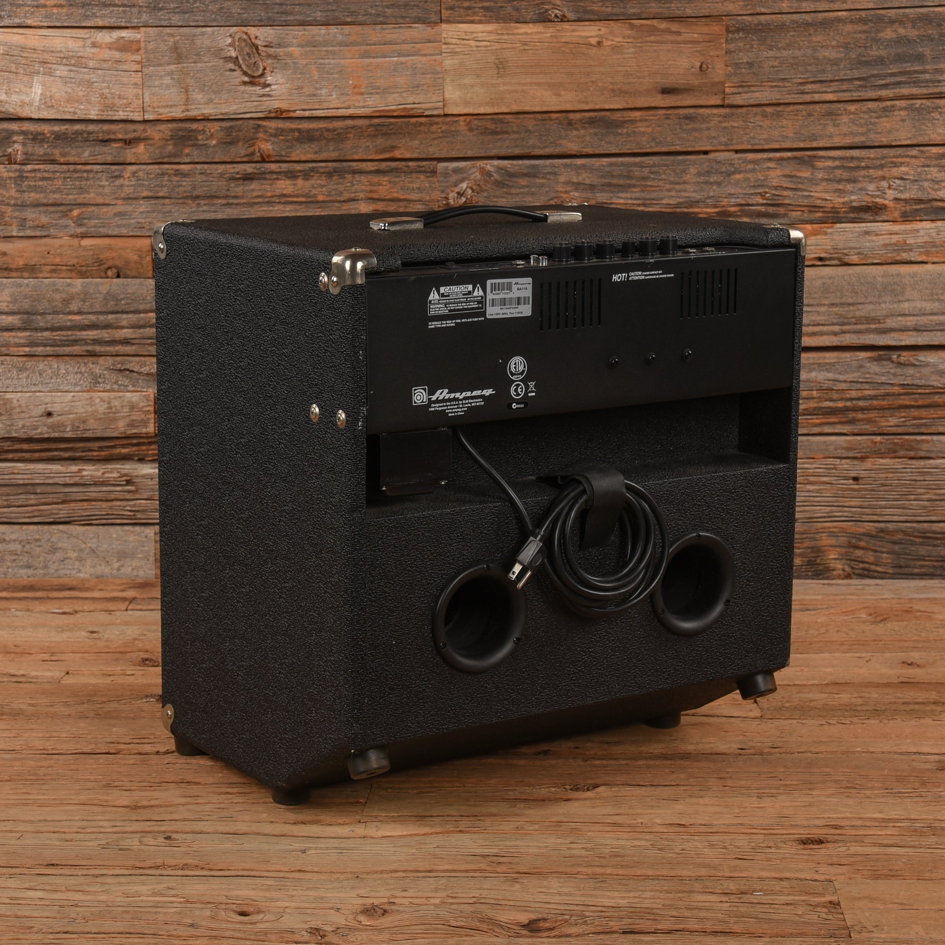 Ampeg BA-115 100-Watt 1x15 Bass Combo Amp Amps / Bass Amps / Bass Cabinets
