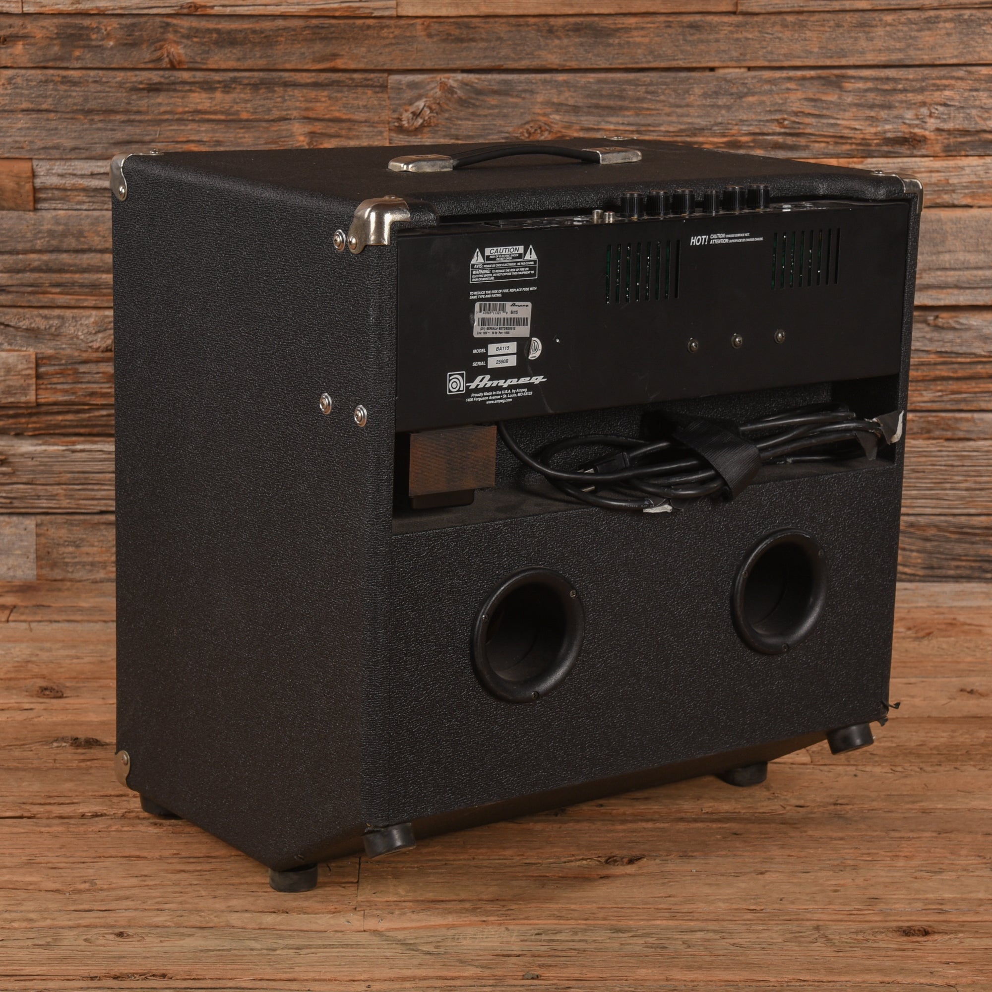 Ampeg BA-115 100-Watt 1x15