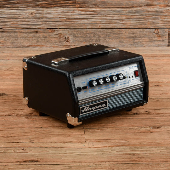 Ampeg Micro VR 200-Watt Compact Solid State Bass Amp Head Amps / Bass Amps / Bass Cabinets