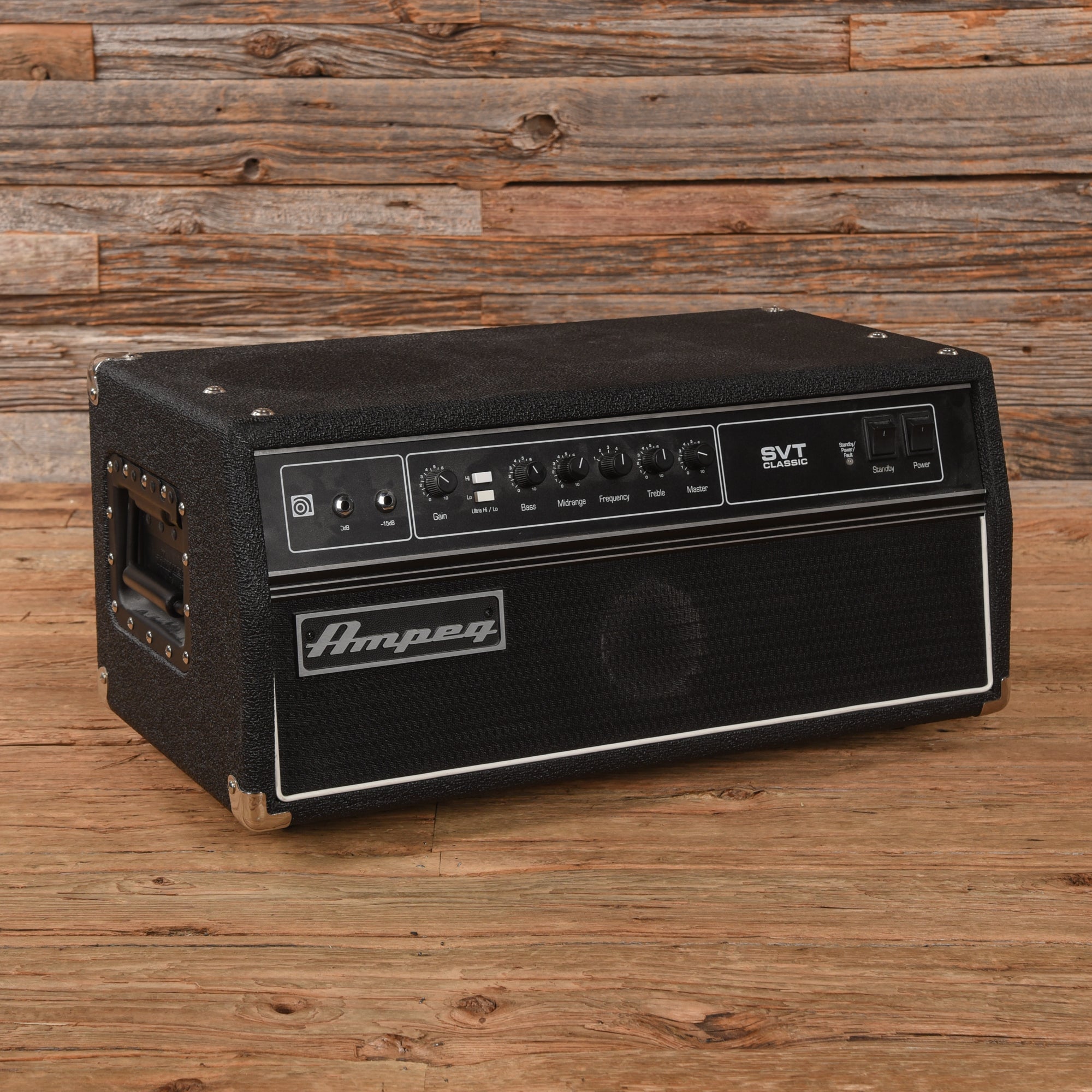 Ampeg SVT-CL Classic Series 300-Watt Tube Bass Amp Head – Chicago