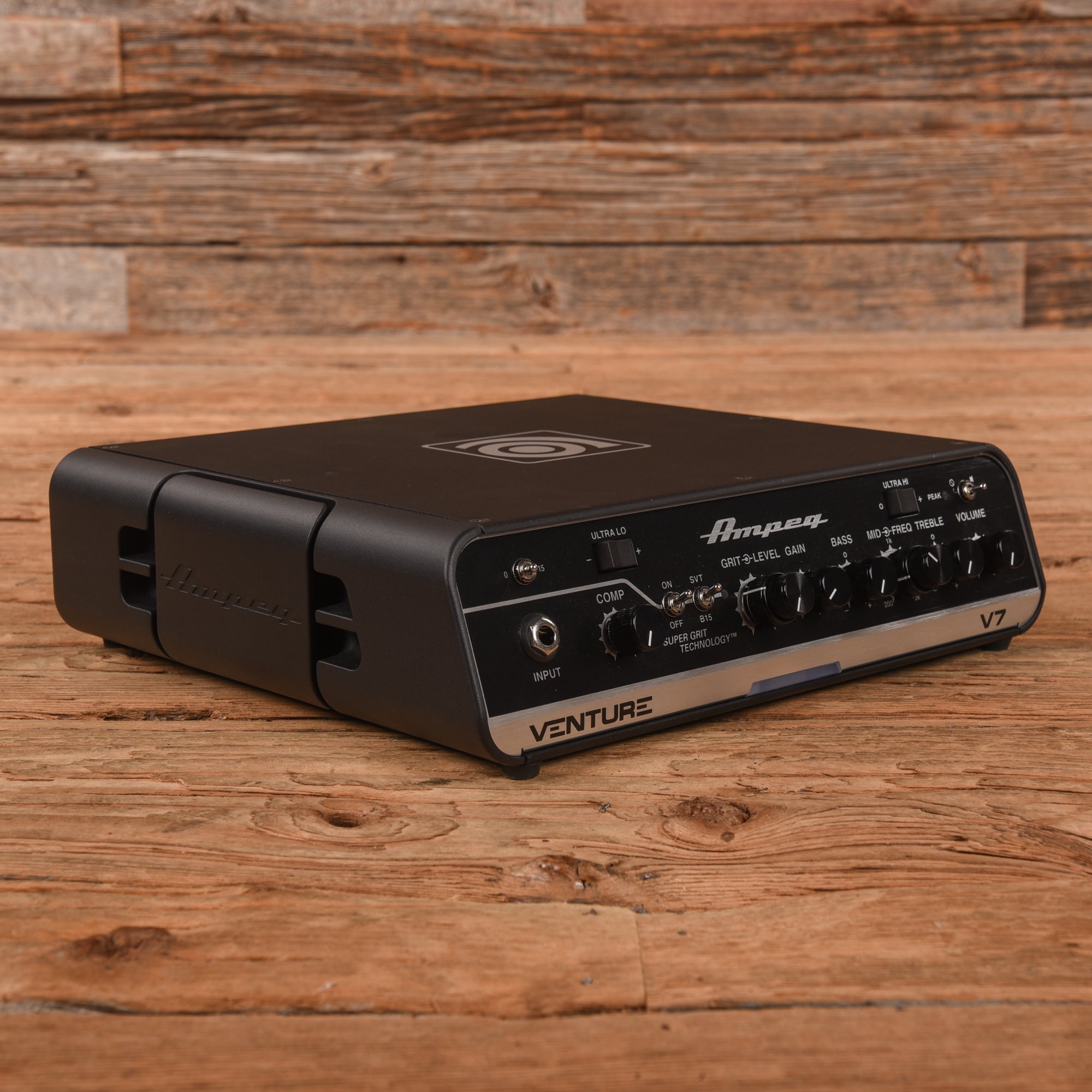 Ampeg Venture V7 700W Bass Amp Head Amps / Bass Amps / Bass Heads