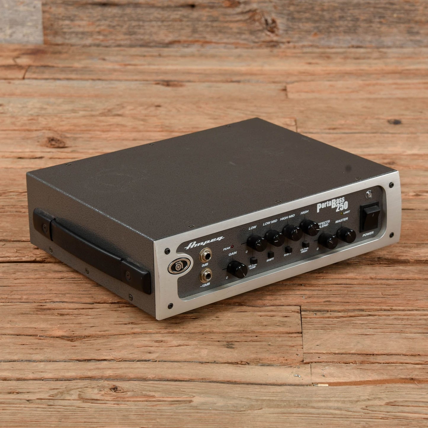 Ampeg PB-250 PortaBass 250-Watt Bass Amp Head Amps / Bass Cabinets