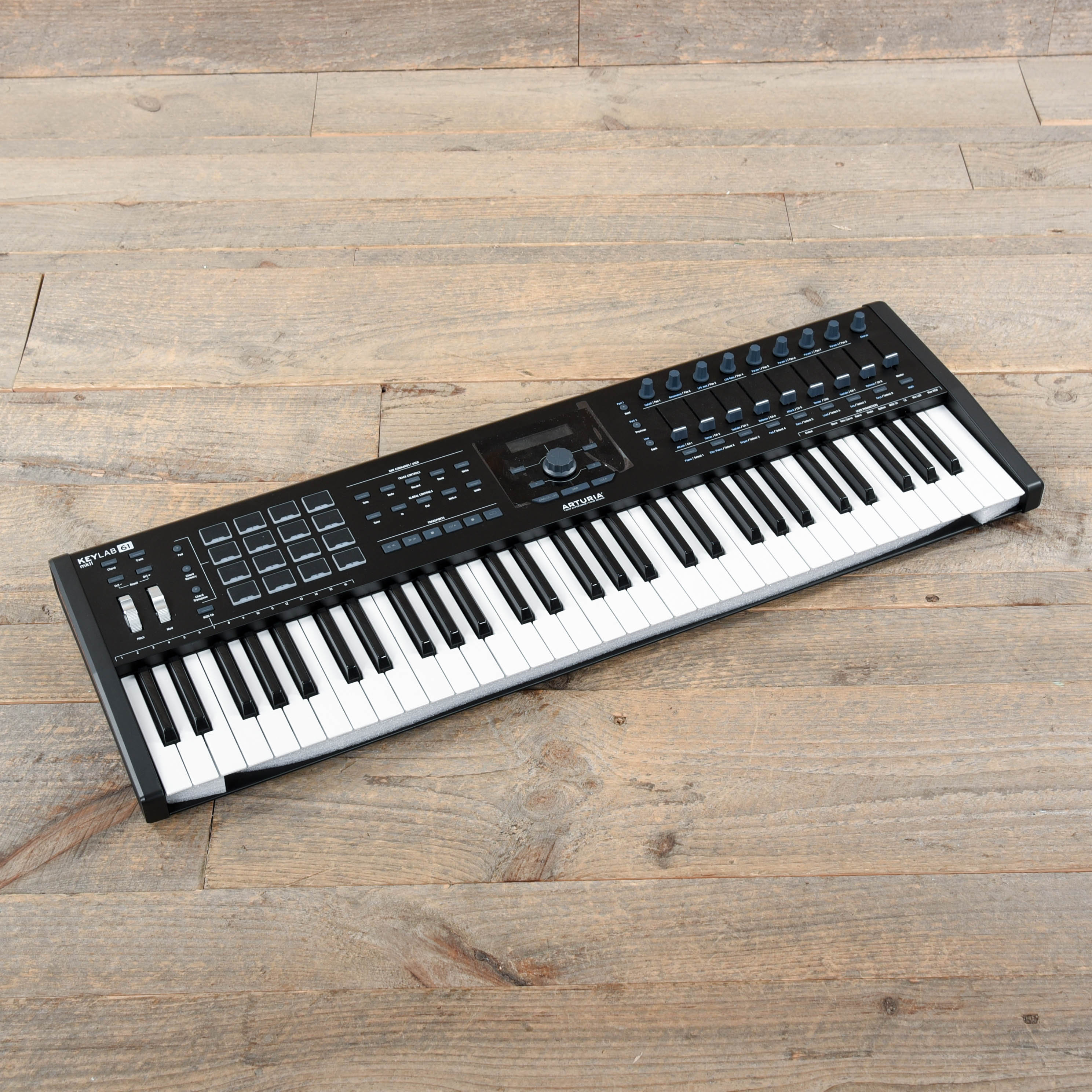 Arturia KeyLab MkII 61 Key Black Effects and Pedals / Controllers, Volume and Expression
