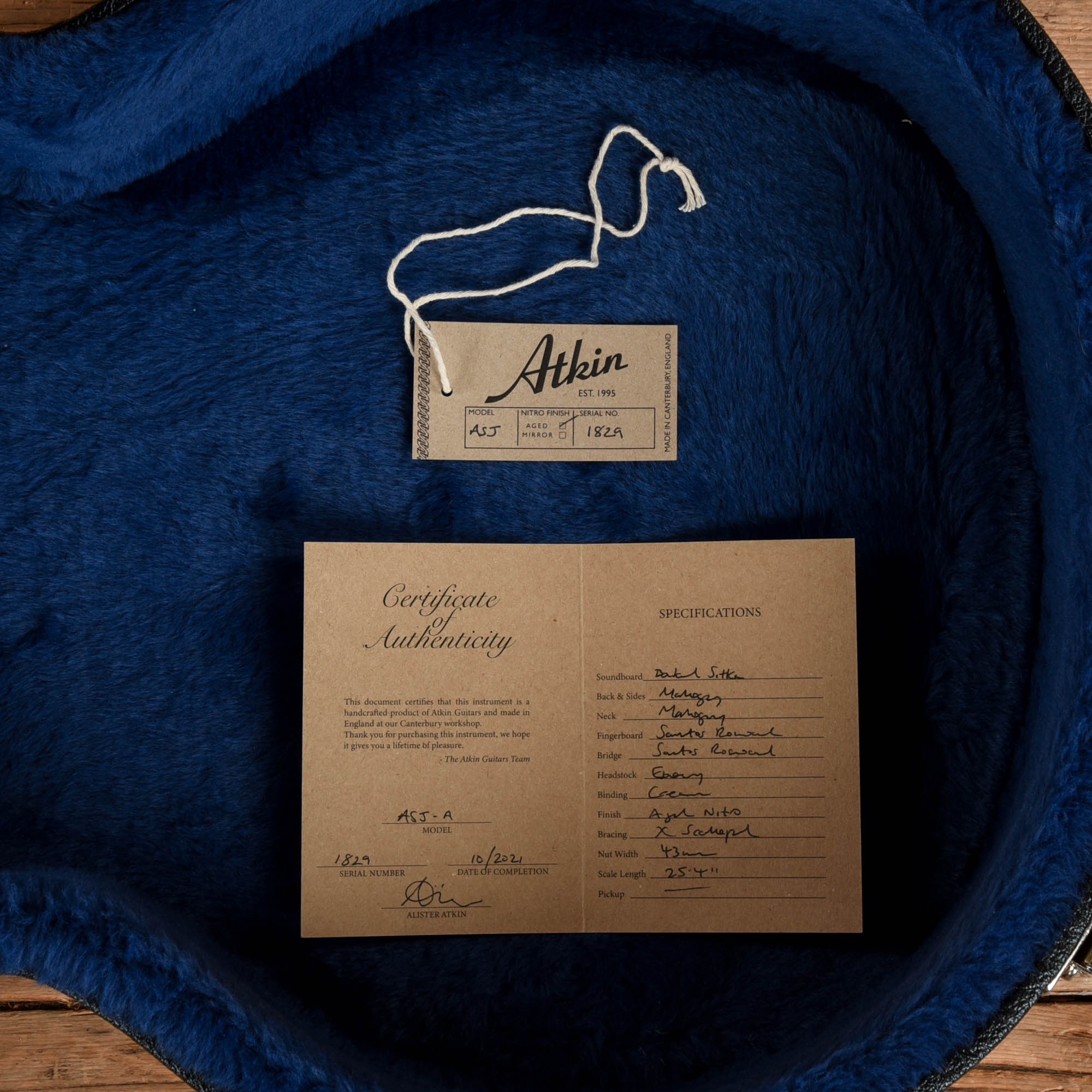 Atkin The ASJ Small Jumbo Aged Baked Sitka/Mahogany w/Cherry Back & No Pickguard Natural Acoustic Guitars / Jumbo