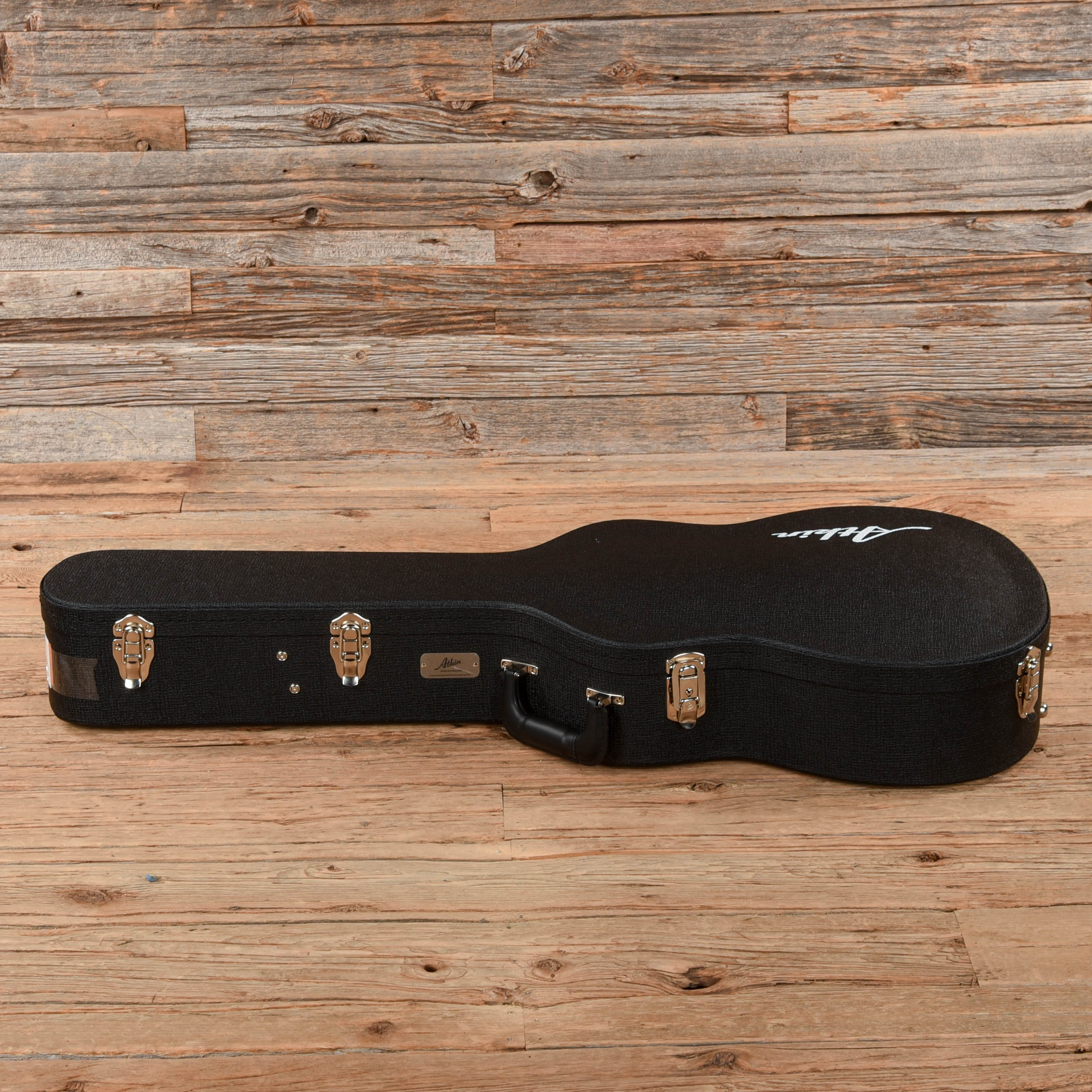 Atkin Essential 000 Natural Acoustic Guitars / OM and Auditorium