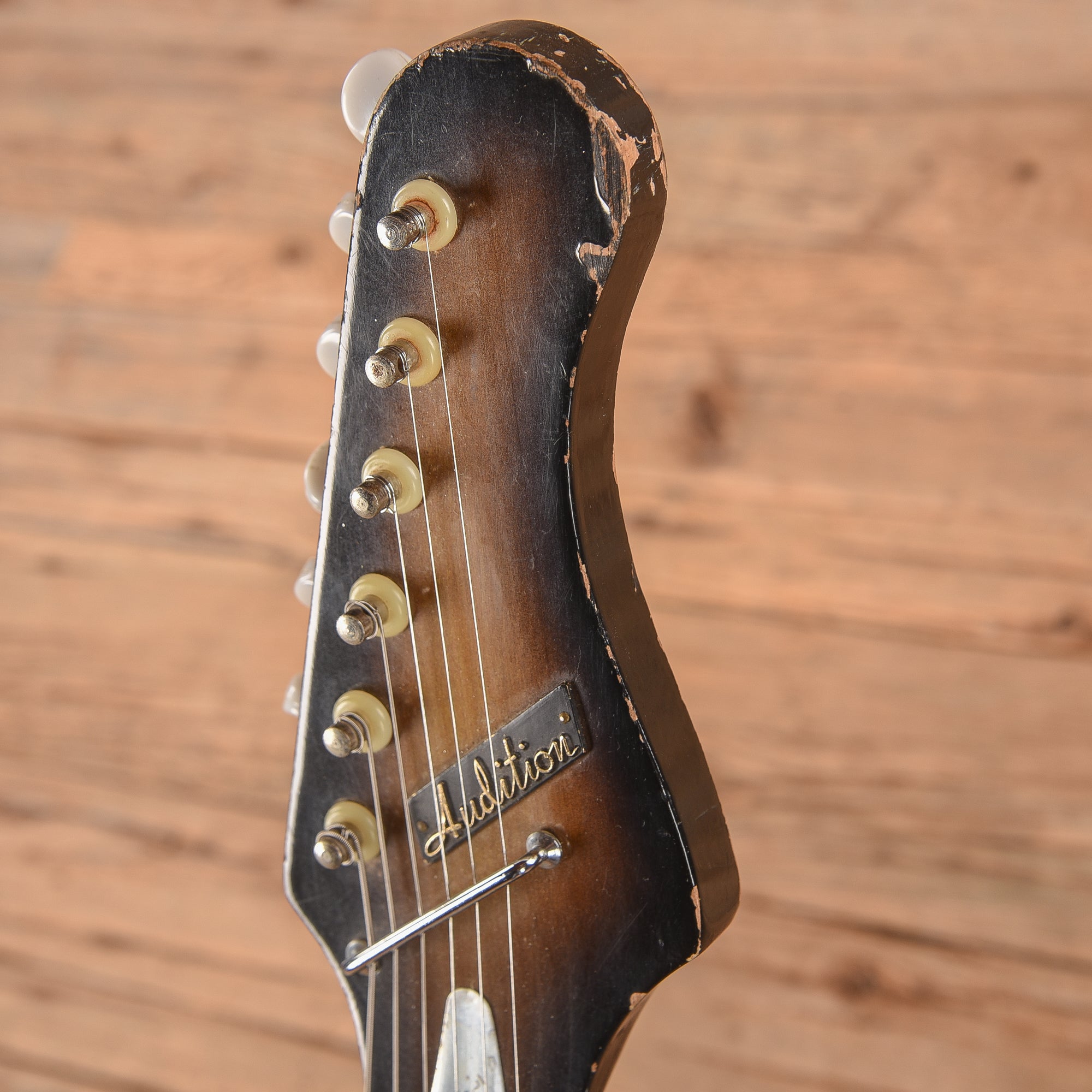 Audition Solidbody Electric Sunburst 1960s Electric Guitars / Solid Body