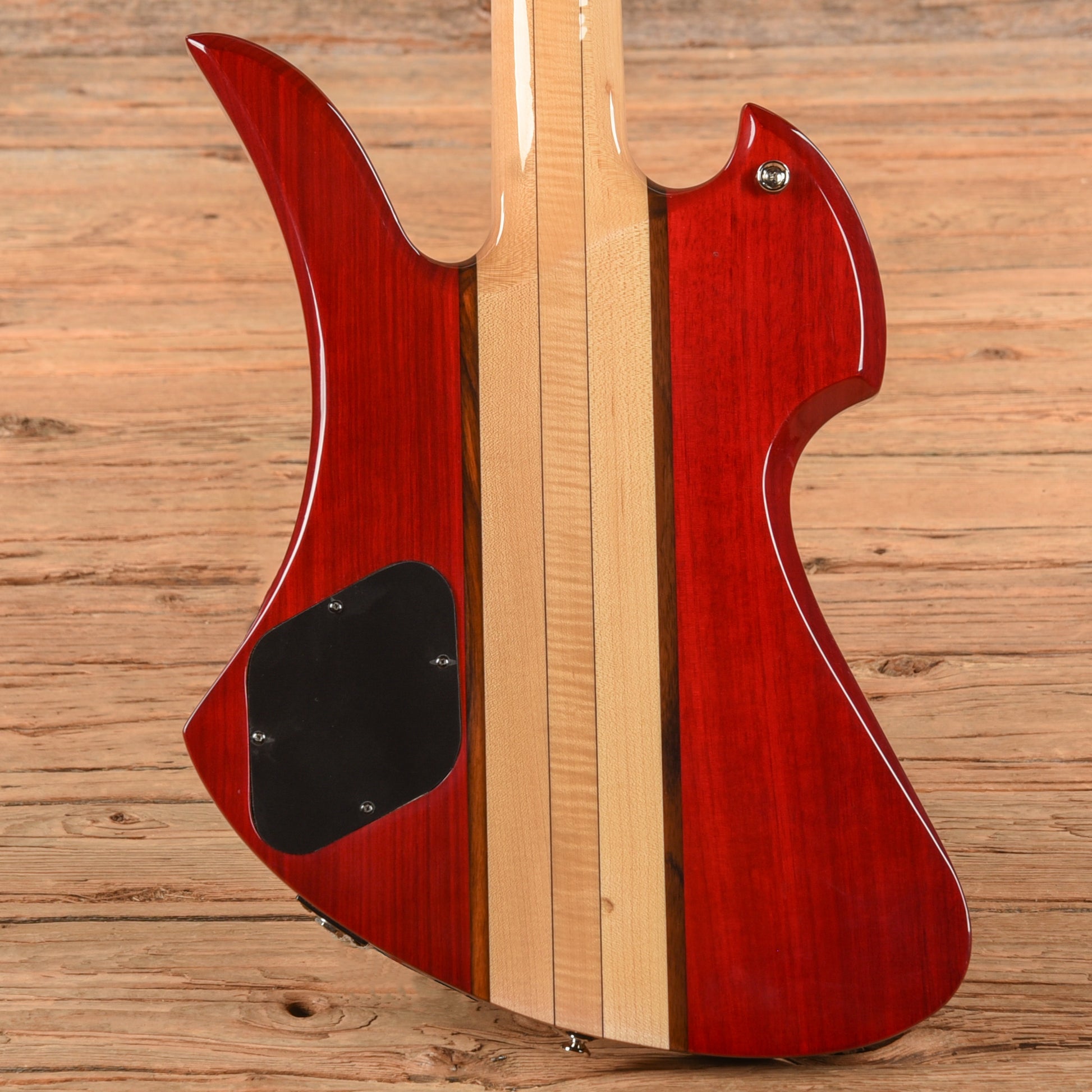 B.C. Rich Heritage Classic Mockingbird Bass Cherry 2004 Bass Guitars / 4-String