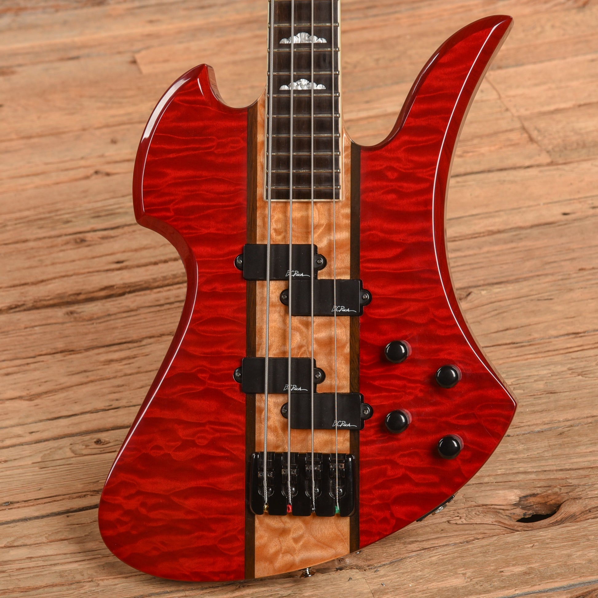 B.C. Rich Heritage Classic Mockingbird Bass Cherry 2004 Bass Guitars / 4-String