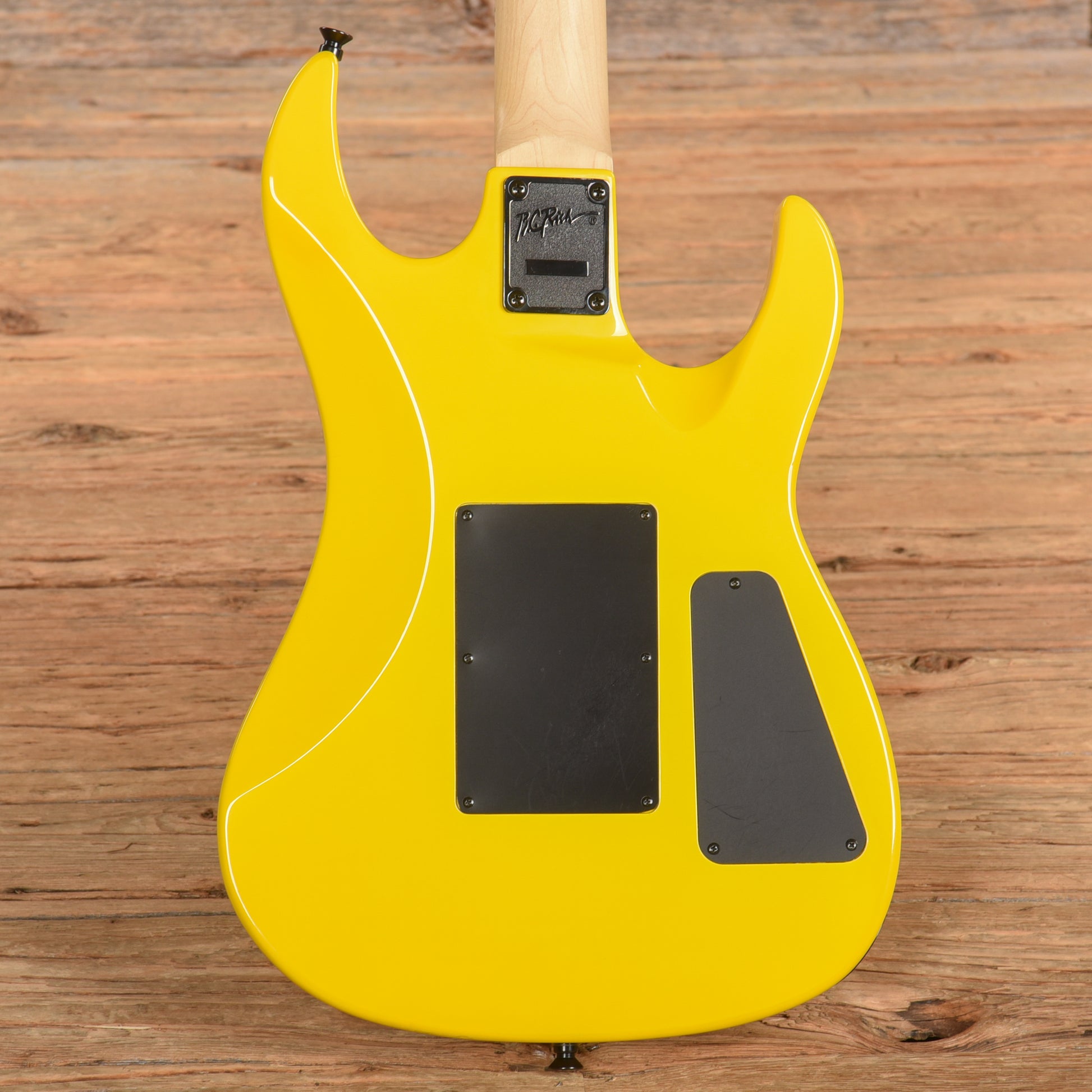 B.C. Rich Gunslinger Yellow  LEFTY Electric Guitars / Solid Body