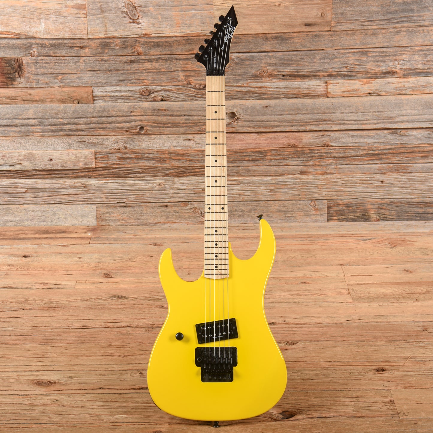 B.C. Rich Gunslinger Yellow  LEFTY Electric Guitars / Solid Body
