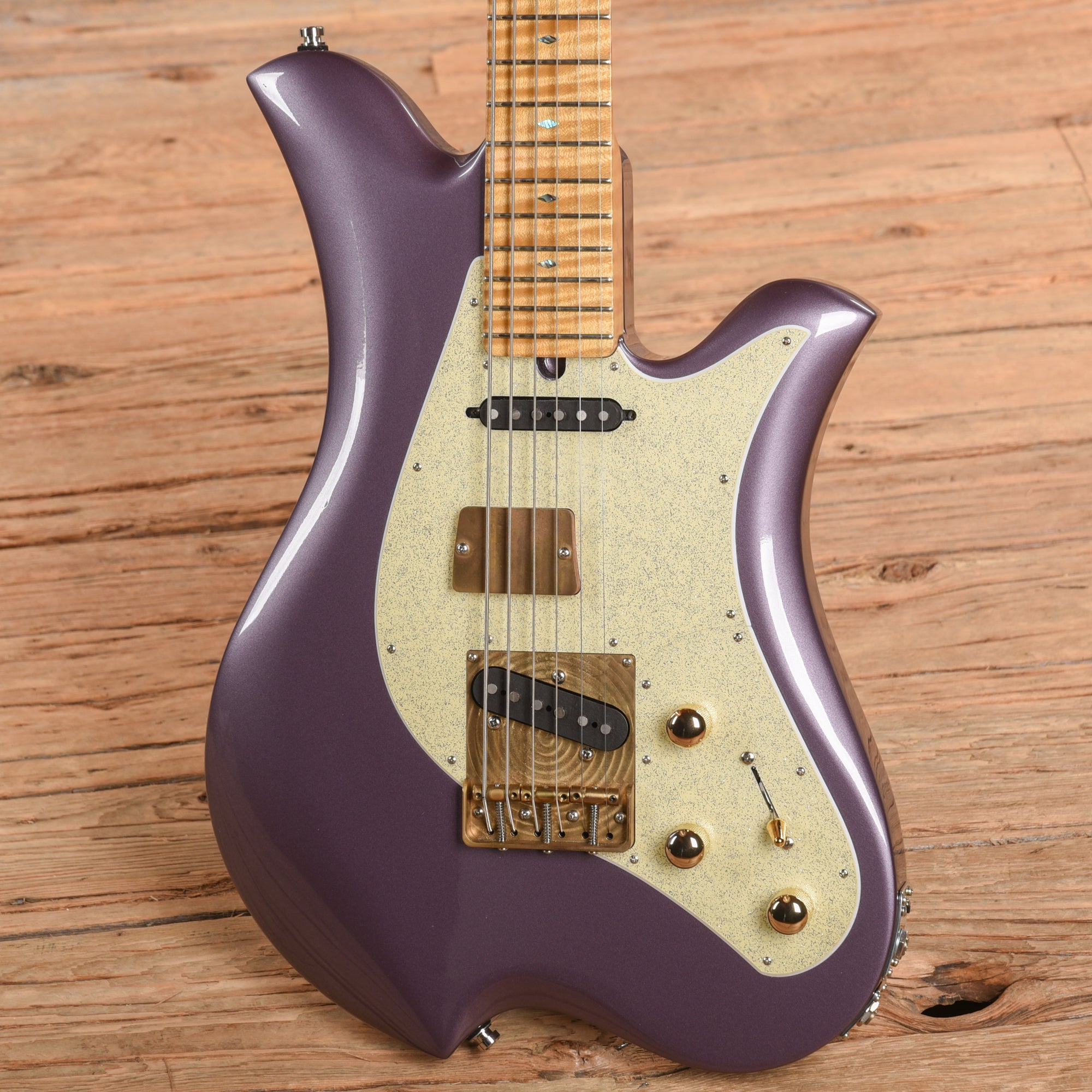 Bacci Leonardo Dual Output Baritone Lavender Electric Guitars / Solid Body