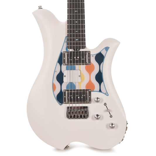 Bacci Leonardo Parato Slalom Dual Output Baritone Red Alder Clear White Bacci Electric Guitars / Solid Body
