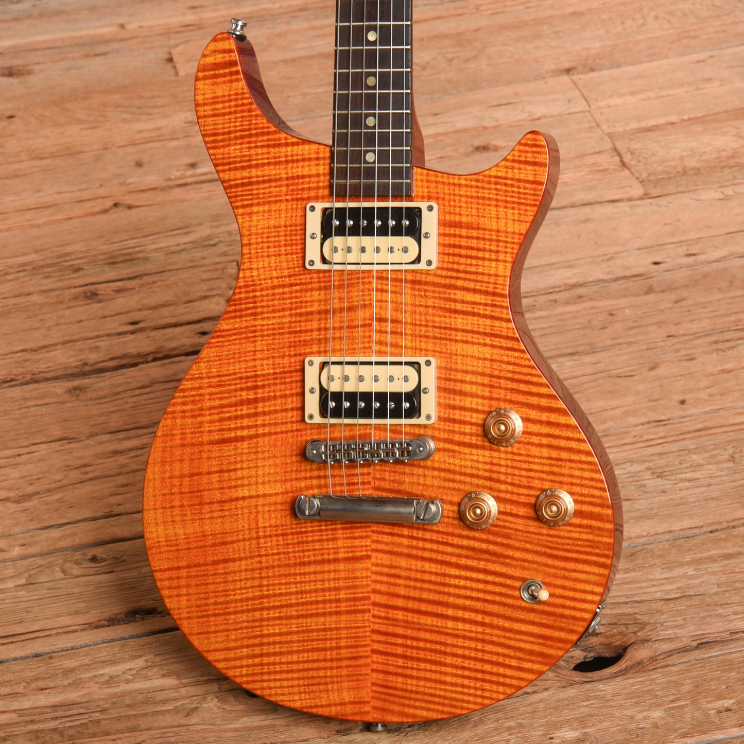 Baker Jr. Amber Electric Guitars / Solid Body