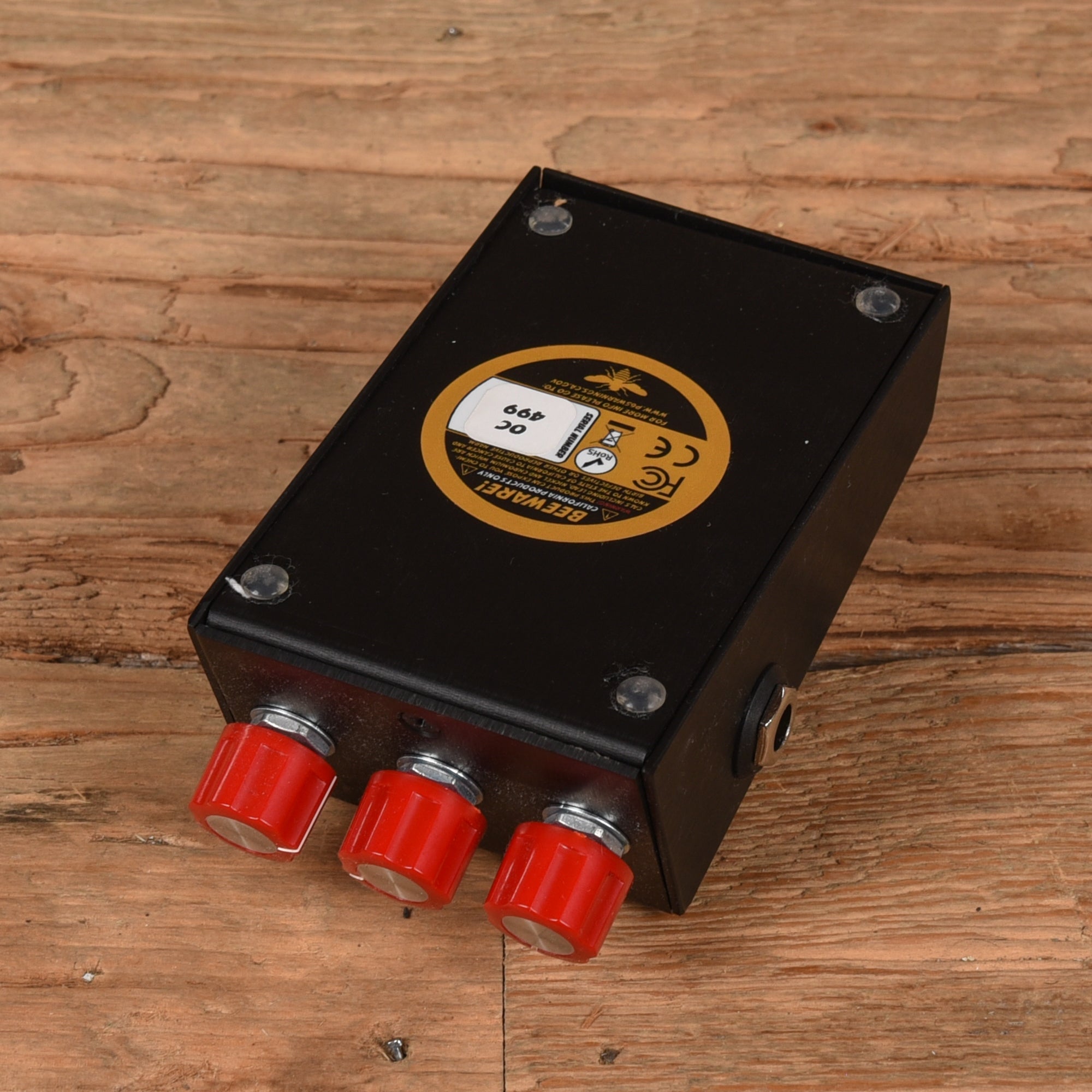 Beetronics Octahive V2 Chicago Boutique Effects Pedal Showcase Effects and Pedals / Octave and Pitch