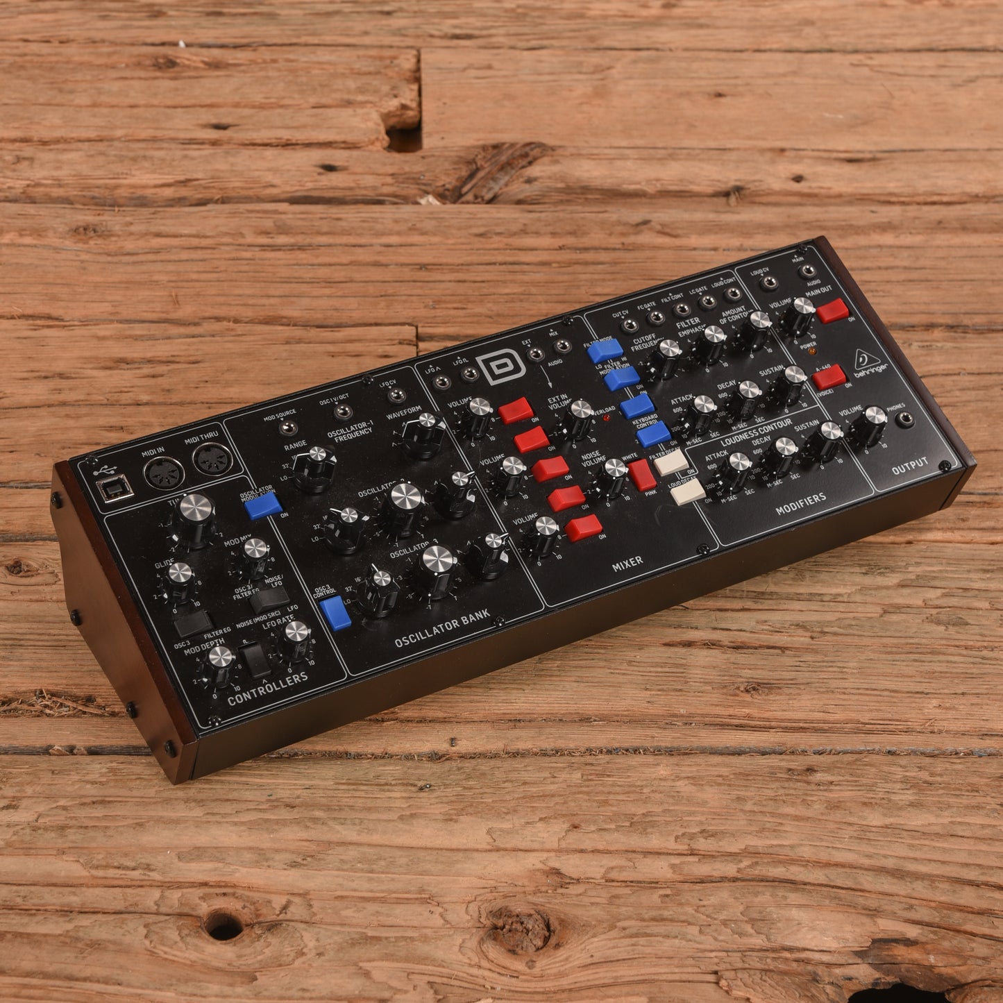 Behringer Model D Analog Synthesizer Keyboards and Synths / Synths / Desktop Synths