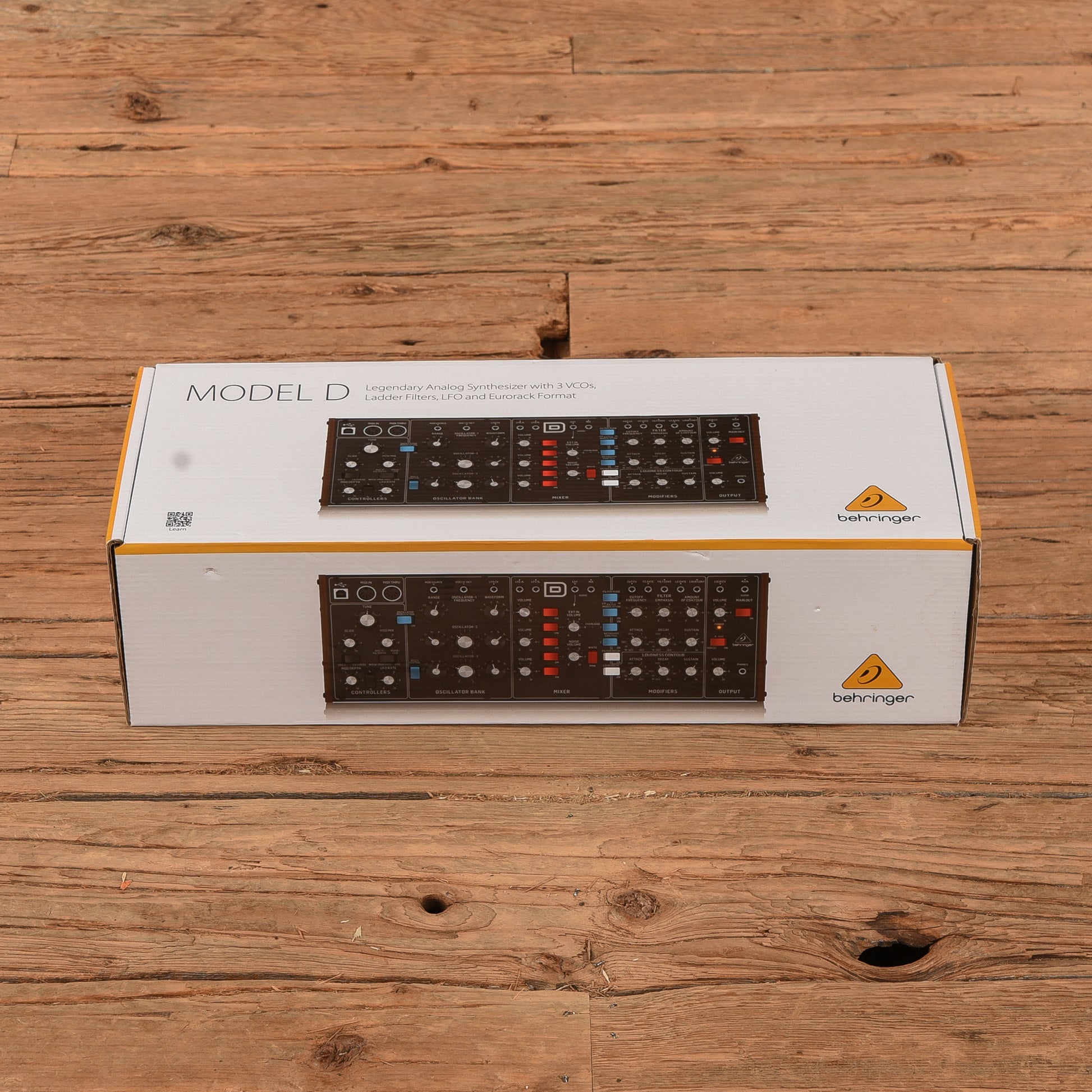Behringer Model D Analog Synthesizer Keyboards and Synths / Synths / Digital Synths