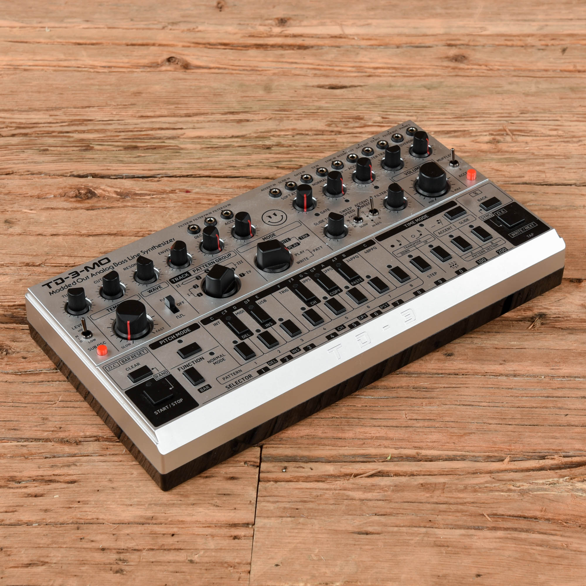 Behringer TD-3-MO Keyboards and Synths / Synths / Digital Synths