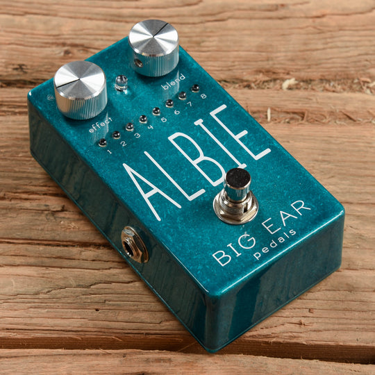 Big Ear Effects Albie Ambient Modulator Effects and Pedals / Reverb