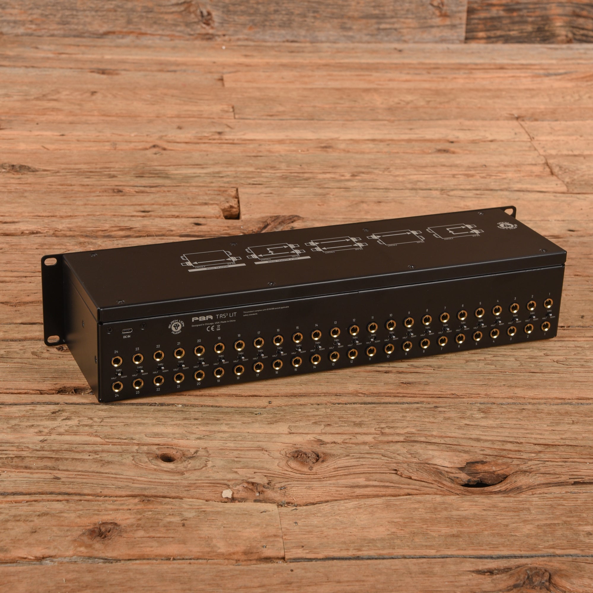 Black Lion Audio PBR TRS3 LIT 48-Point Gold-Plated TRS Patchbay w/ Customizable LED display Pro Audio / Patchbays