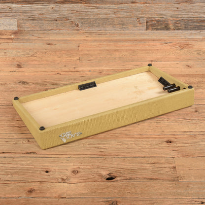 Blackbird 15x30 Pedalboard Effects and Pedals / Pedalboards and Power Supplies
