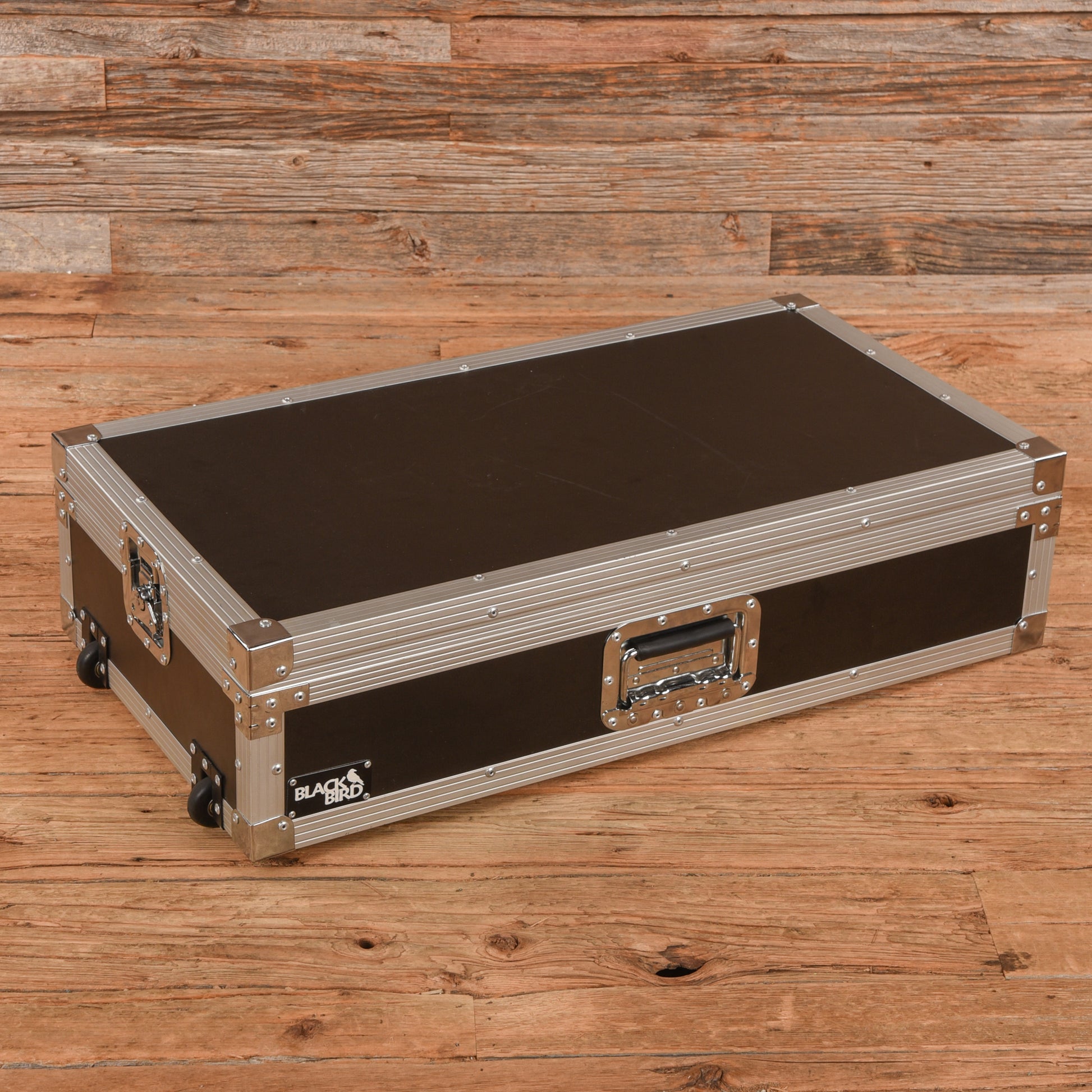 Blackbird Pedalboard w/Tour Case Pedalboards
