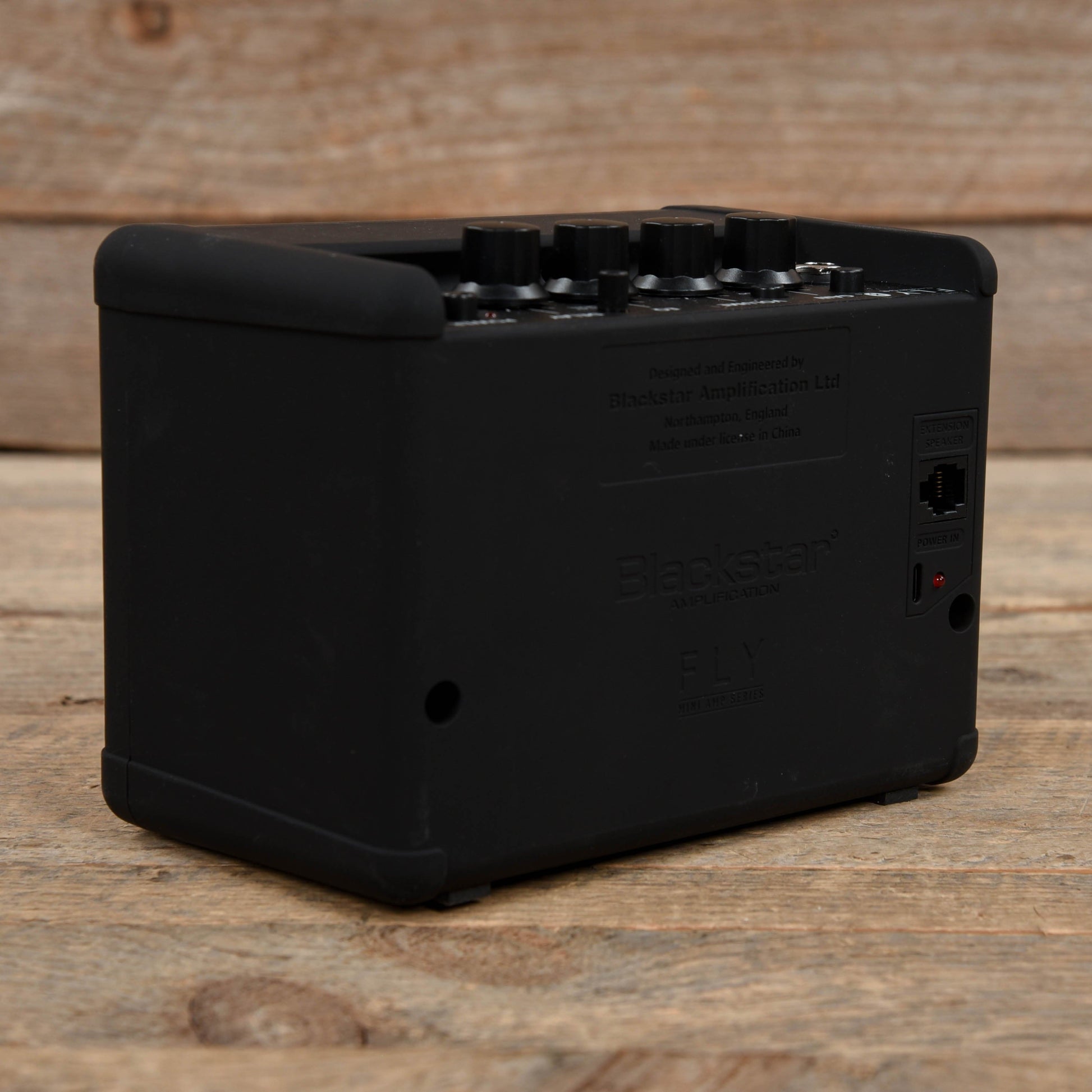 Blackstar Fly 3 Charge - Lichte combo versterker voor elektrische gitaar Blackstar Fly 3 Charge - Lichte combo versterker voor elektrische gitaar