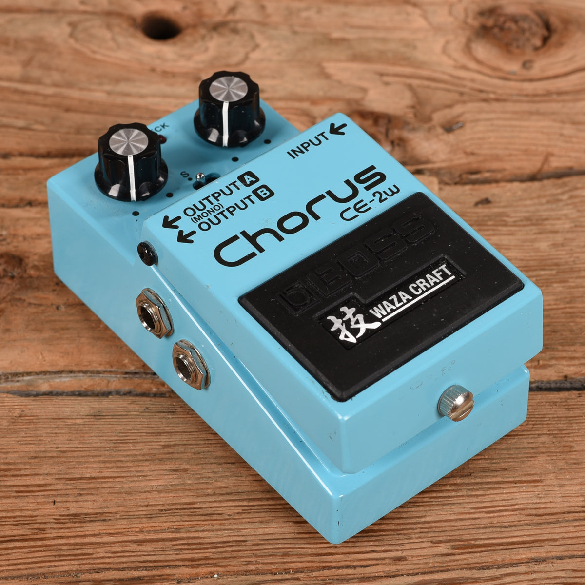 Boss CE-2W Effect Pedals