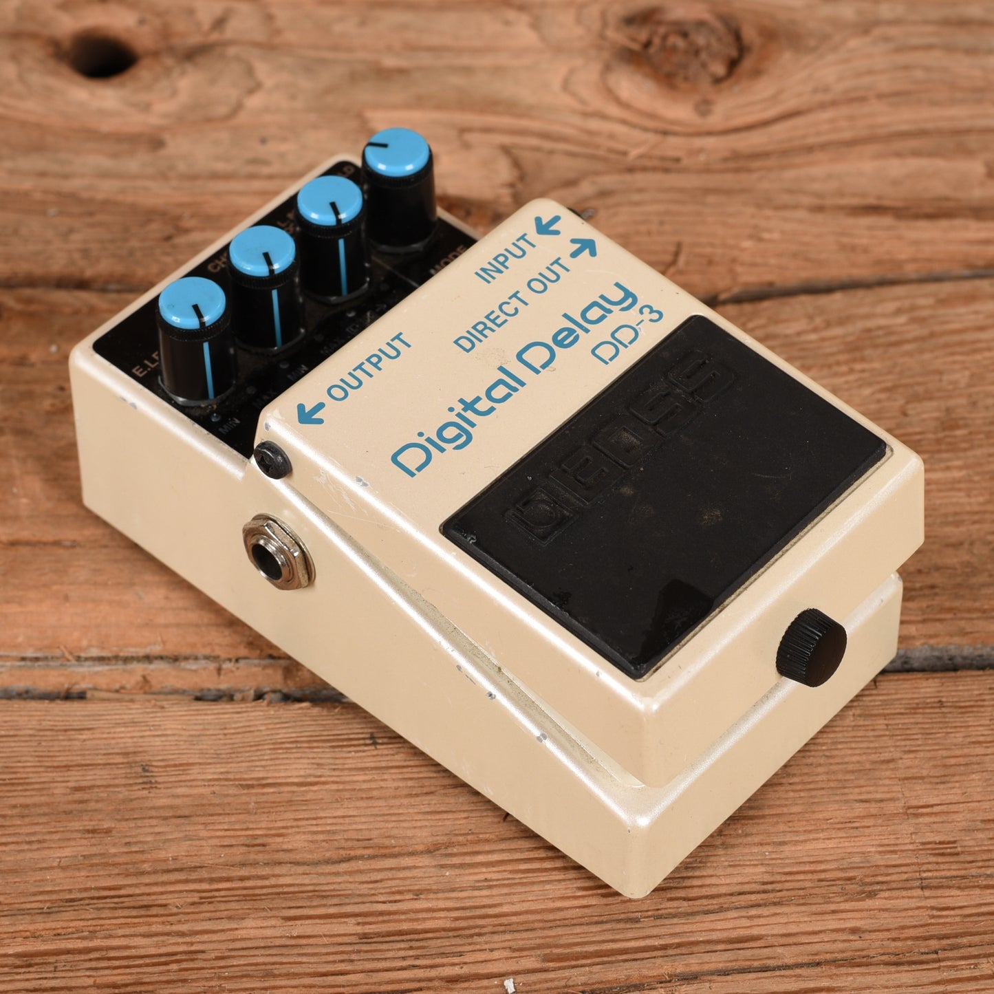 Boss DD-3 Digital Delay Effect Pedals