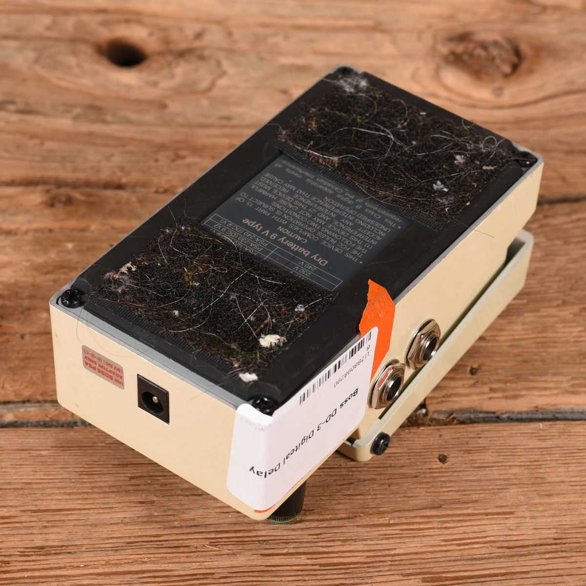 Boss DD-3 Digiteal Delay Effect Pedals