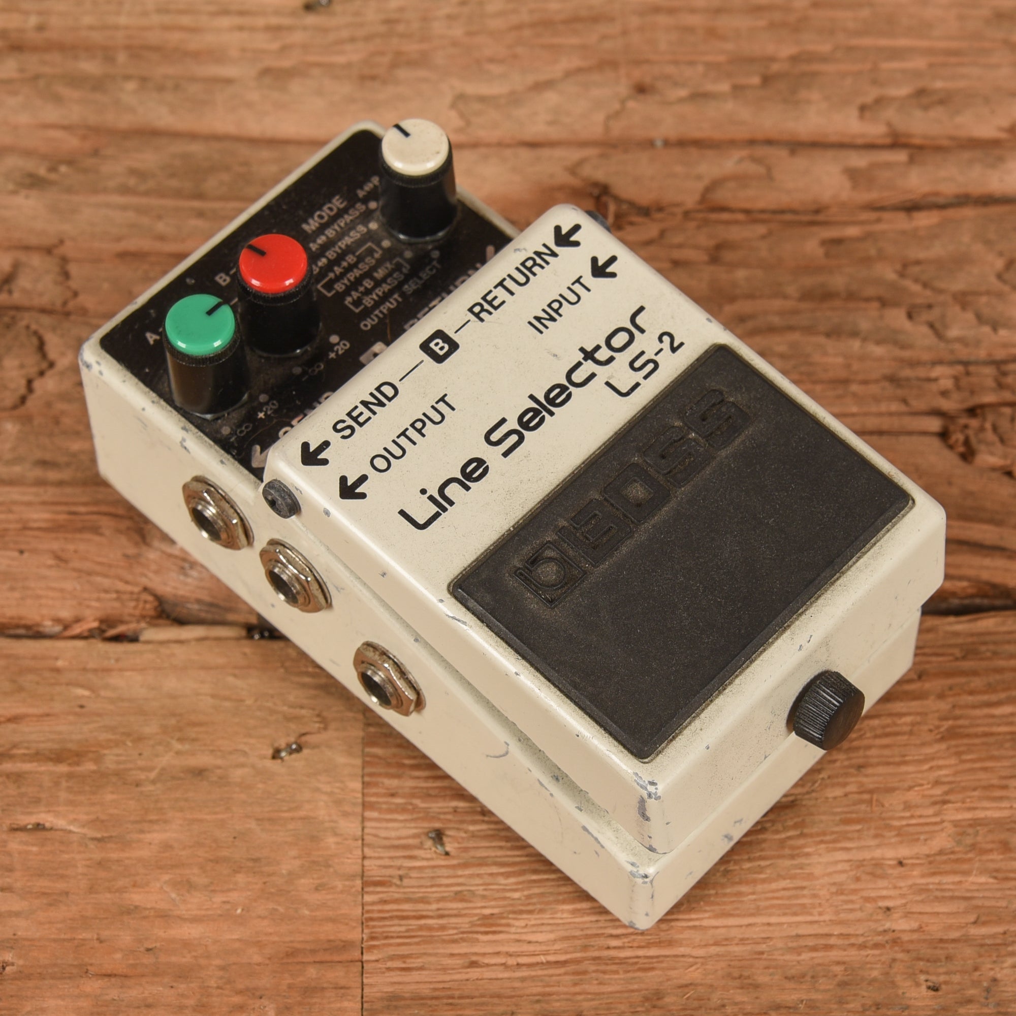 Boss LS-2 Line Selector Effect Pedals