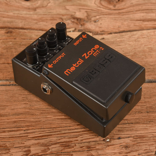 Boss Metal Zone MT-2 Effect Pedals