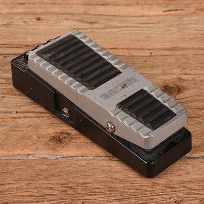 Boss PW-10 V-Wah Effect Pedals