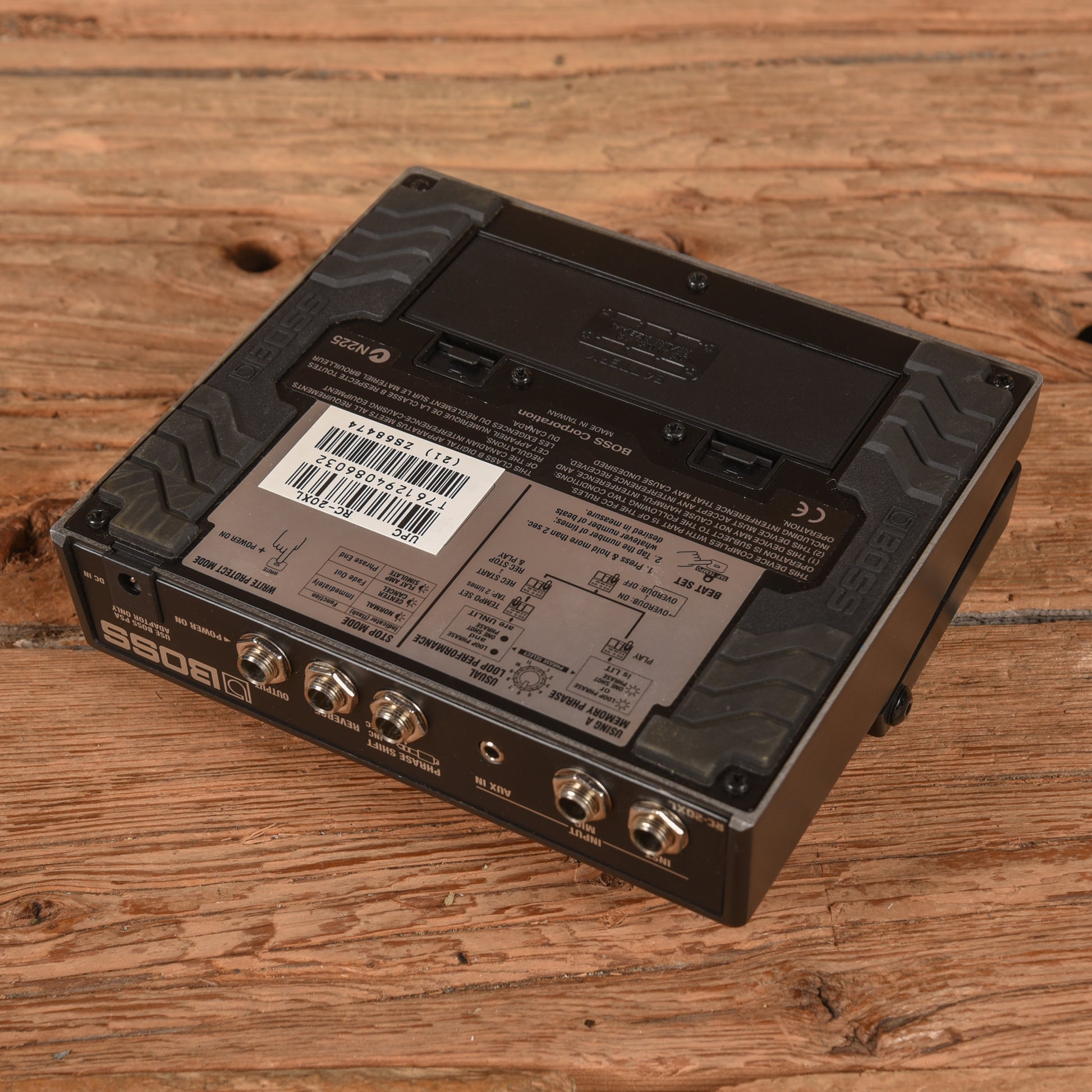 Boss RC-20XL Loop Station Effect Pedals