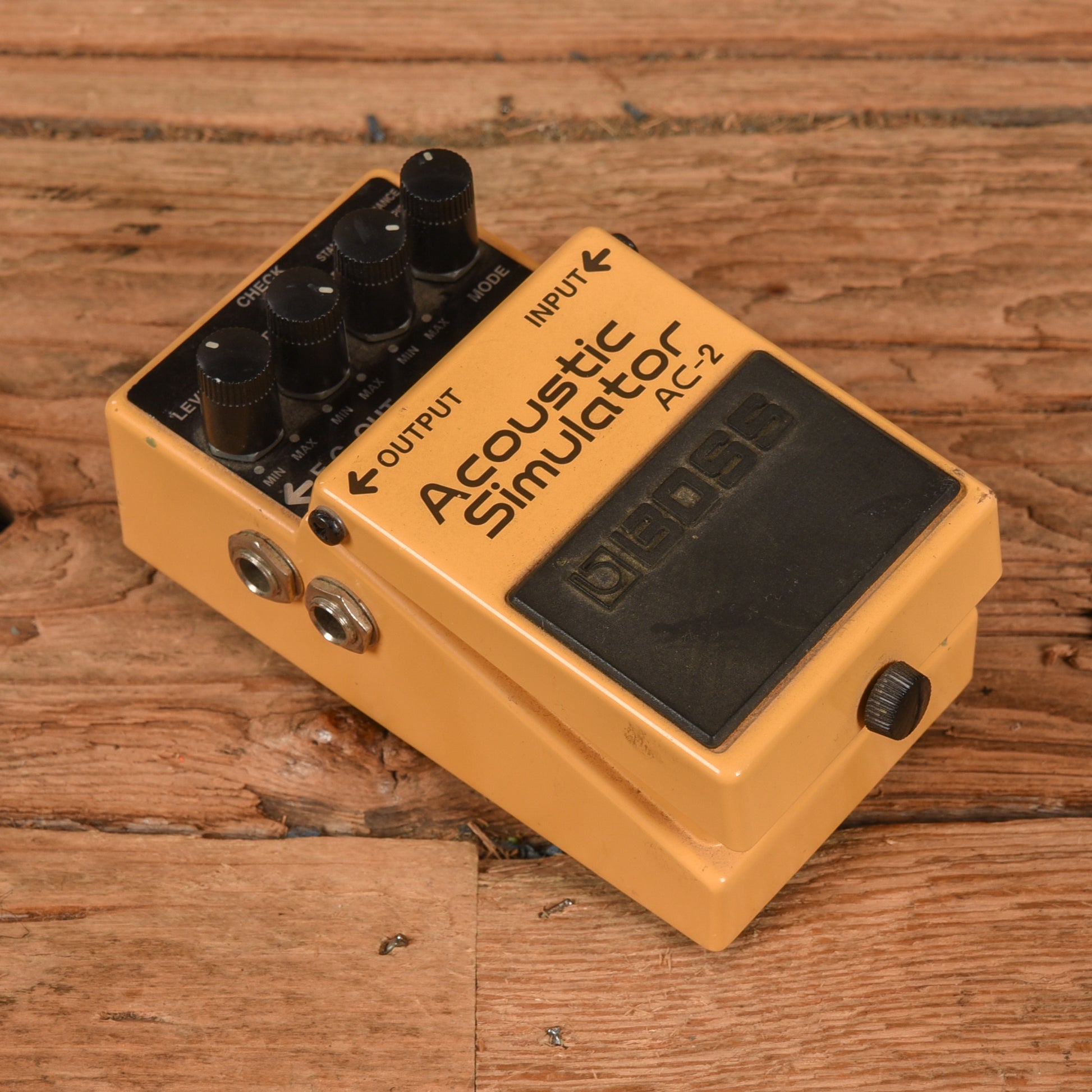Boss AC-2 Acoustic Simulator Effects and Pedals